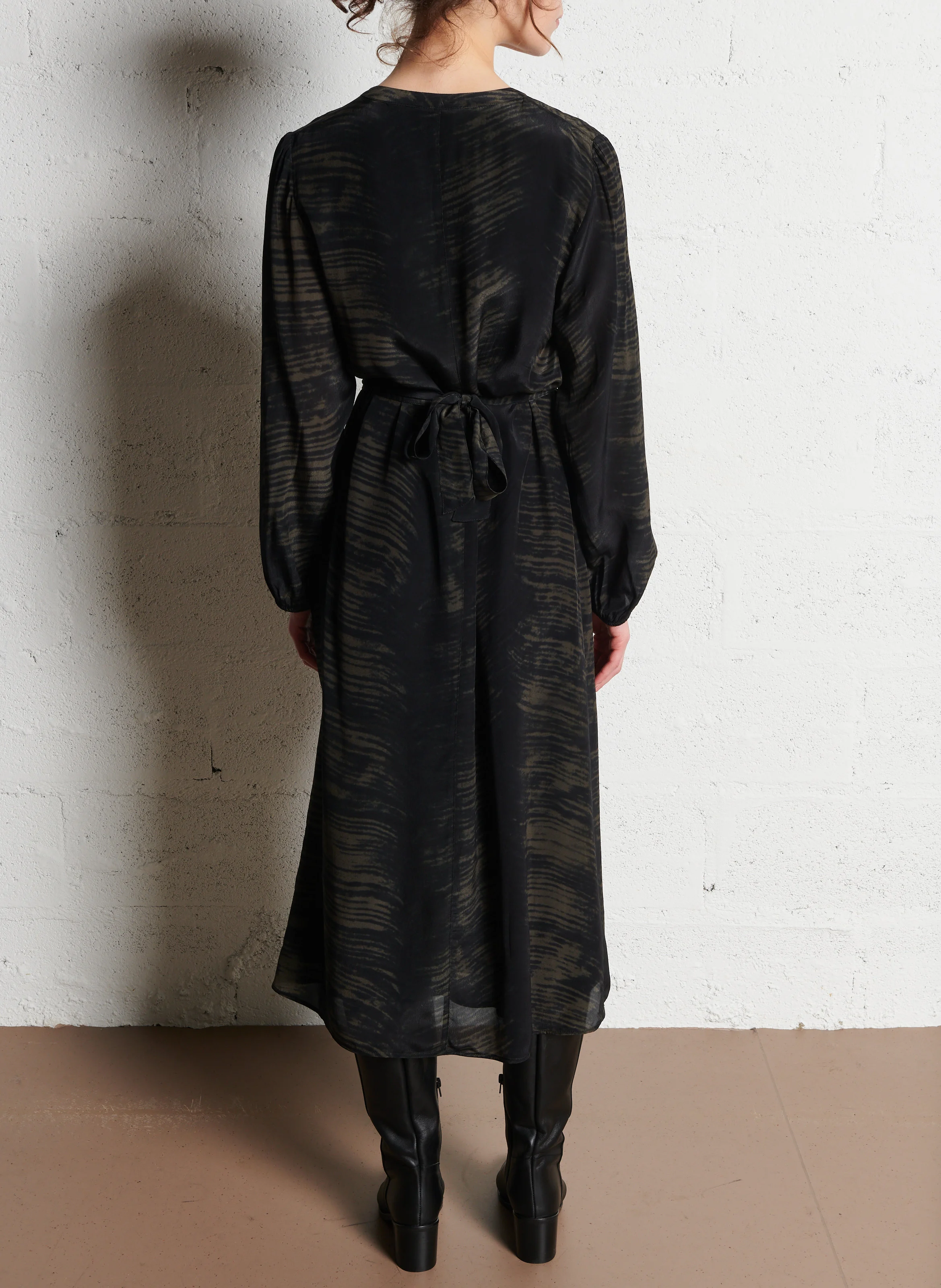 MAIWEN - Robe longue imprimée à ceinture | Vert