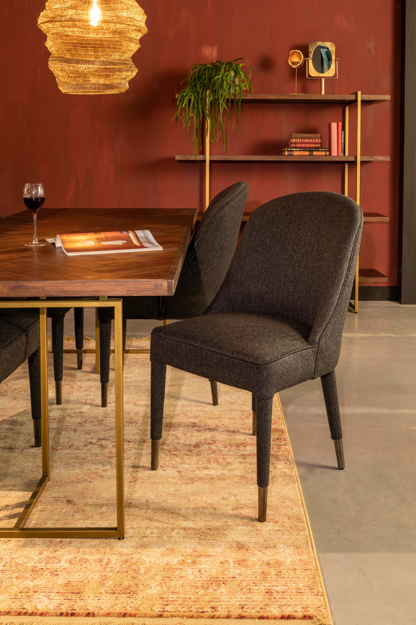Eettafel Class Bruin