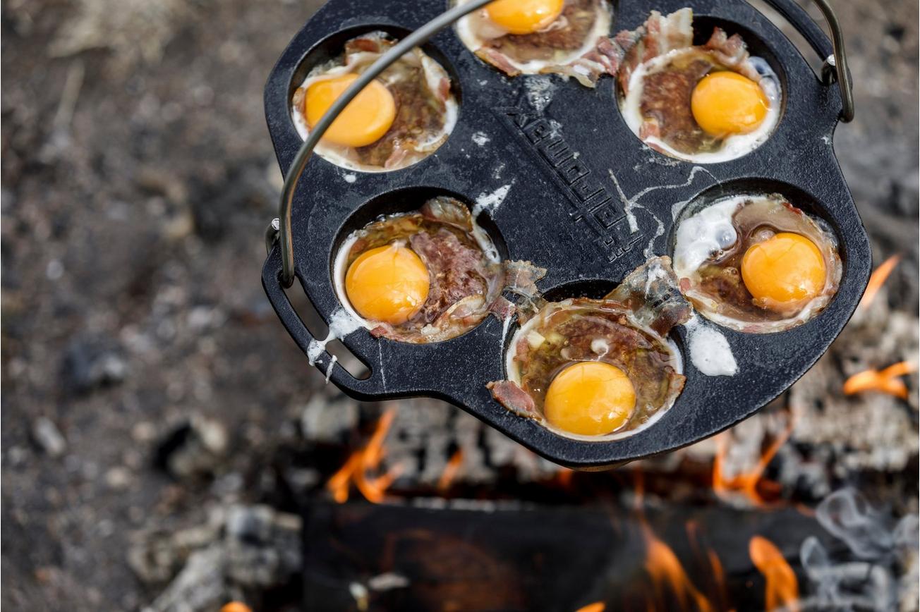 Petromax MF6 gietijzeren muffinpan