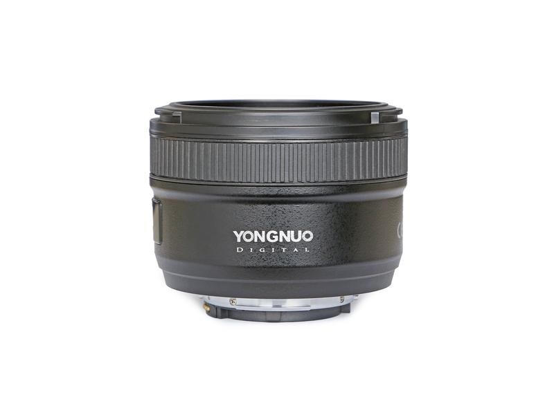 Yongnuo Festbrennweite YN 50mm F/1.8 – Nikon F Kompaktes Objektiv mit normaler Brennweite