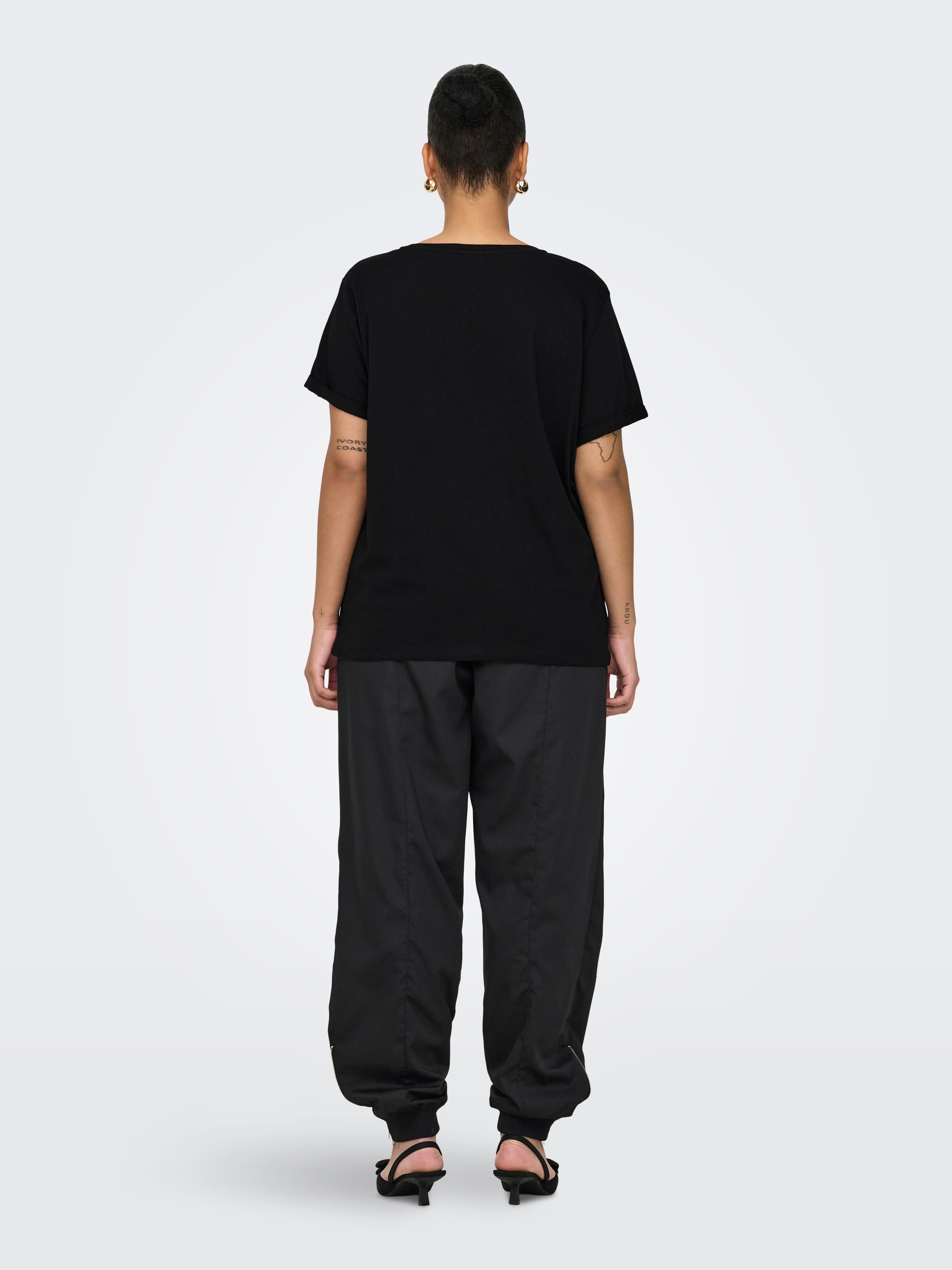 CARKITI T-shirt Black