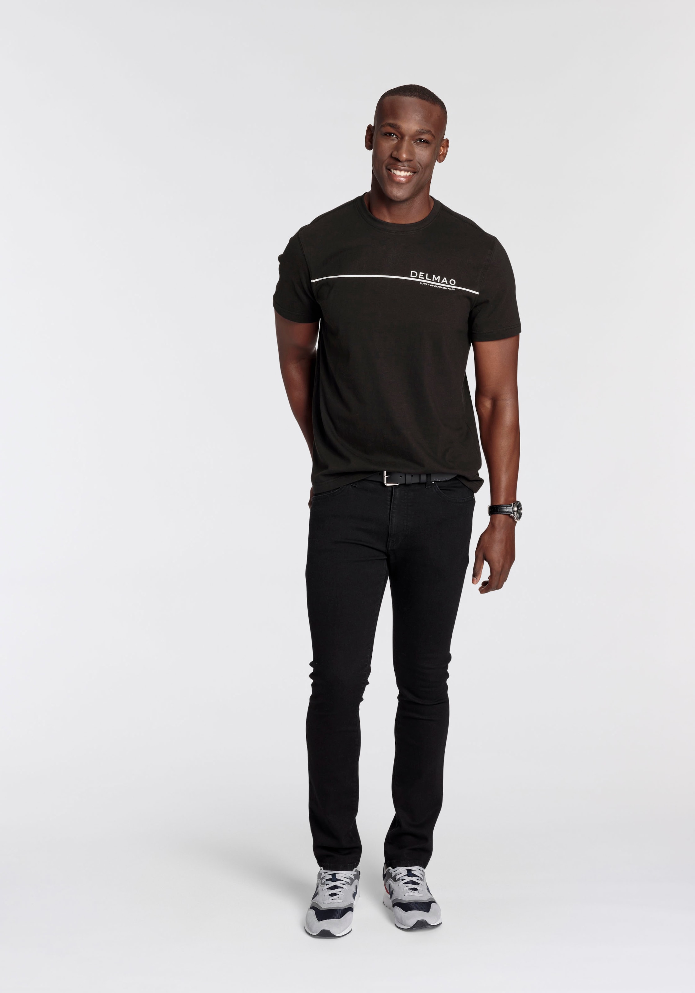 DELMAO T-Shirt , Kurzarm,  mit coolem Print,  Rundhalsausschnitt,  aus 100% Baumwolle