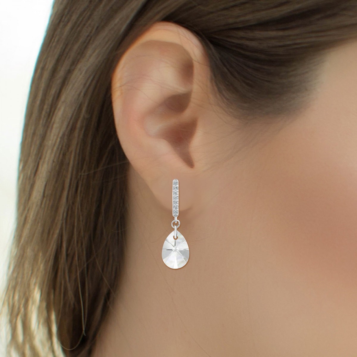 Boucles d'oreilles SC Crystal ornées de Cristaux scintillants et Zirconium