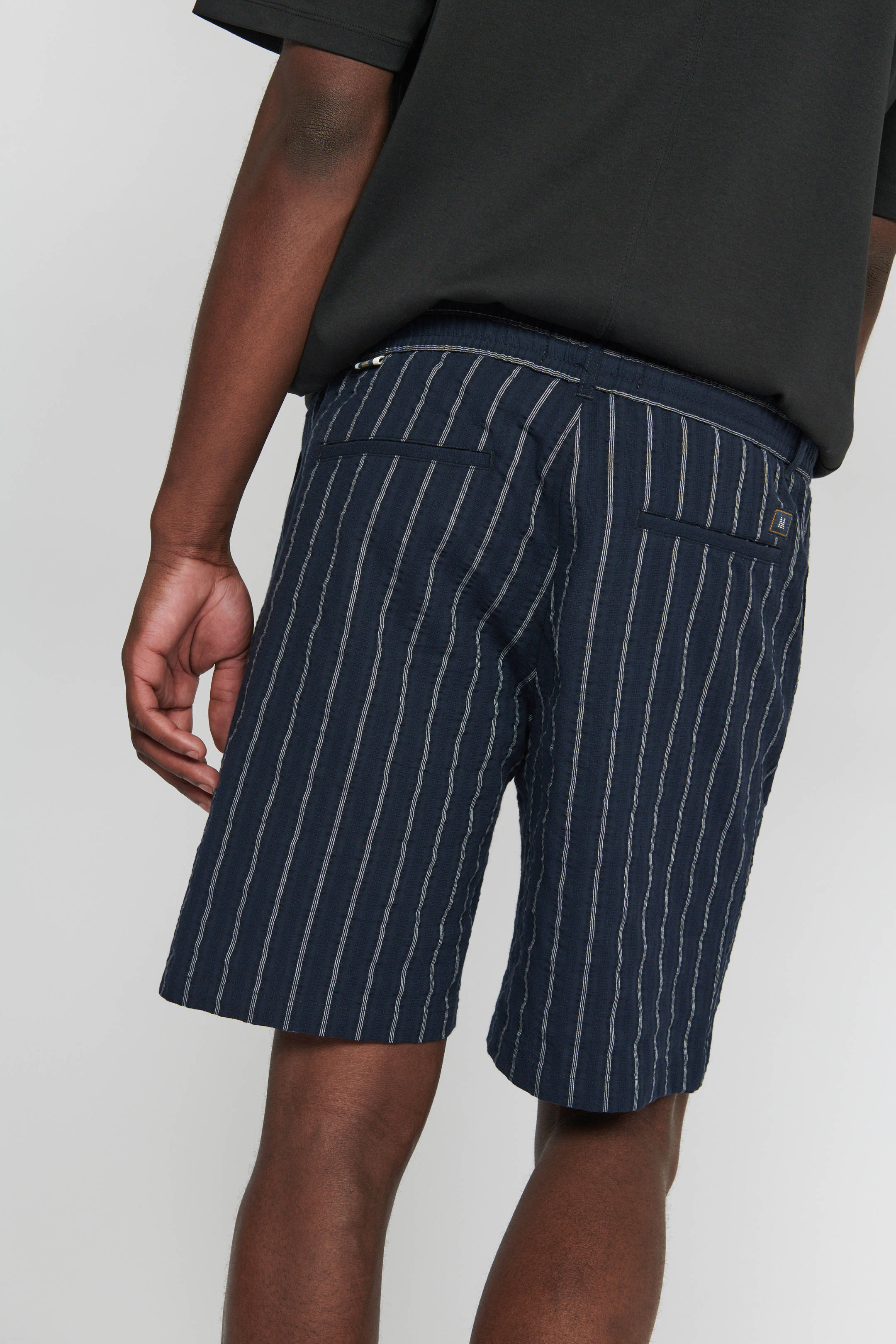 Matinique gestreepte regular fit short MAjay dark navy