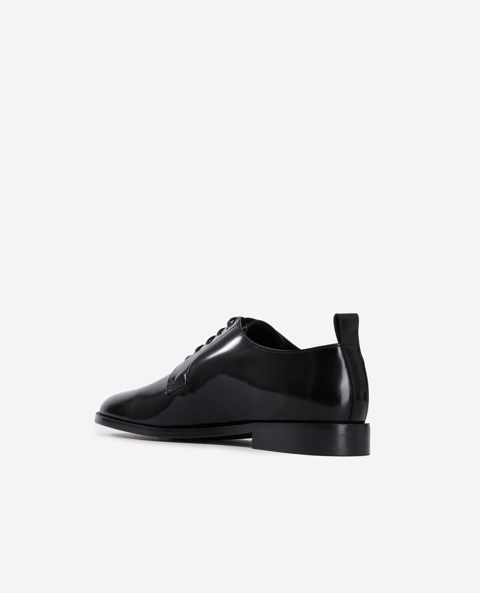 Chaussures de costume en cuir verni