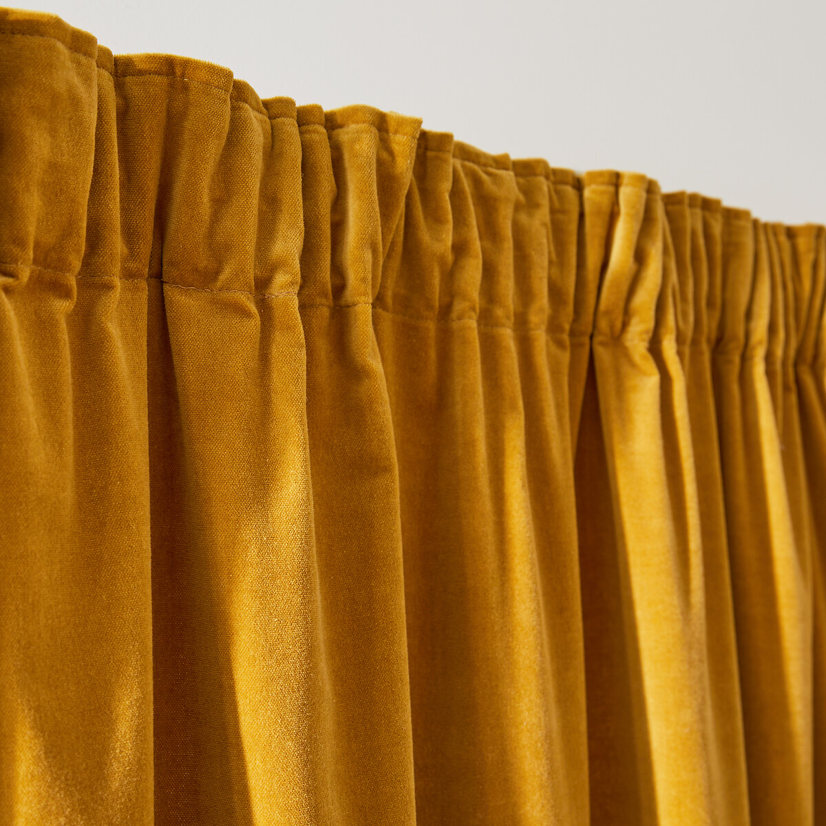 LA REDOUTE INTERIEURS<br>Cortina de veludo com debrum franzido, Veludo