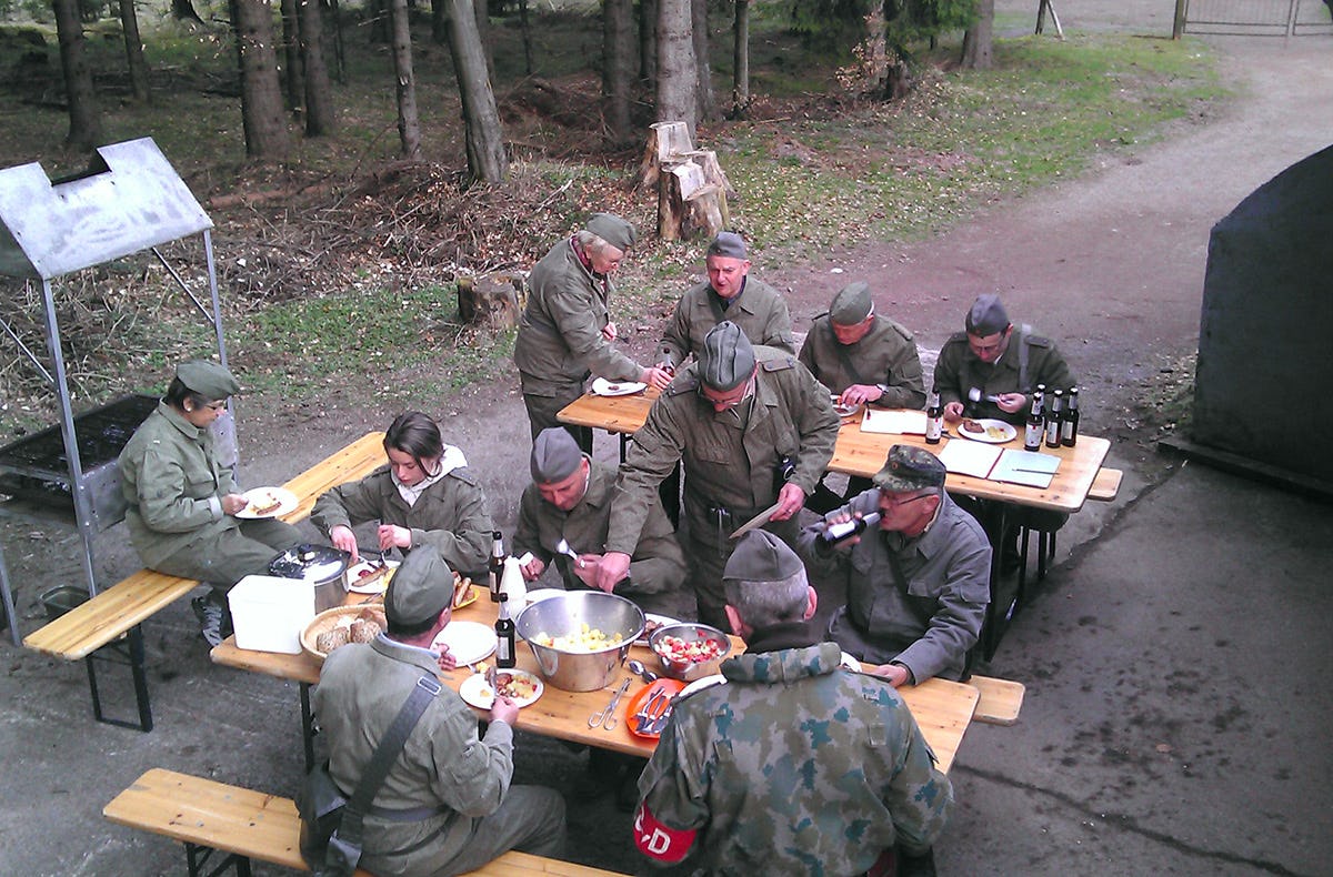 Übernachtung im Bunker Frauenwald