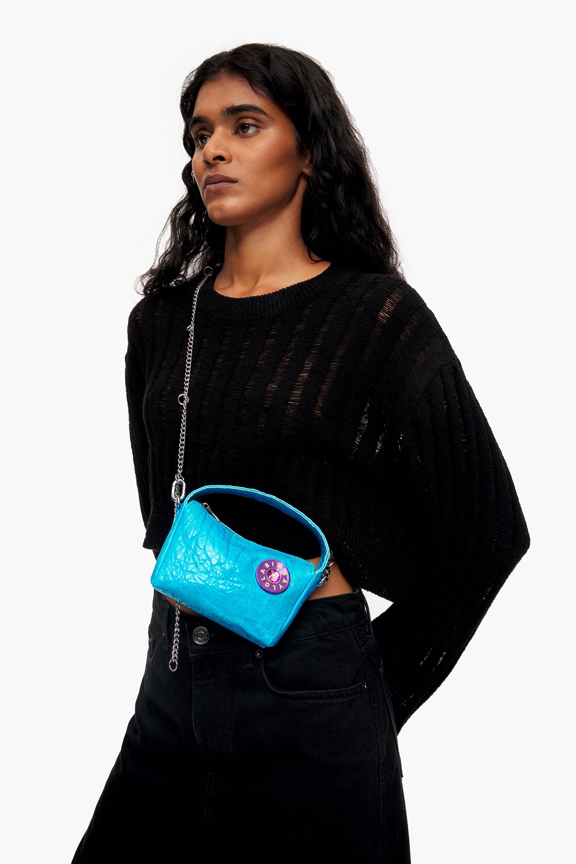 Bolsa hobo tamanho XS em couro resistente à água.