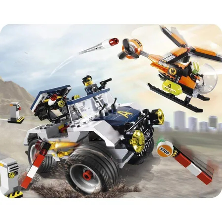 LEGO® Agents 8969 Verfolgungsjagd auf vier Rädern