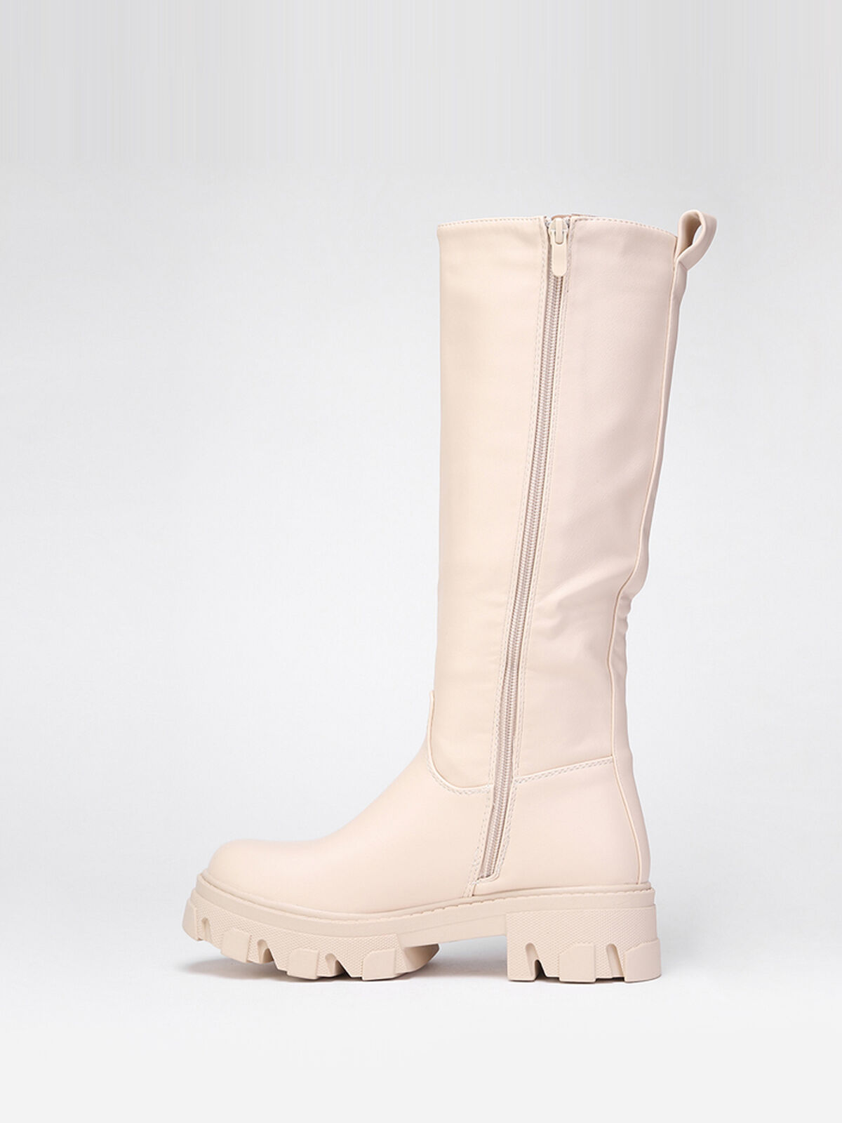 Bottes en simili à semelle crantée- Beige