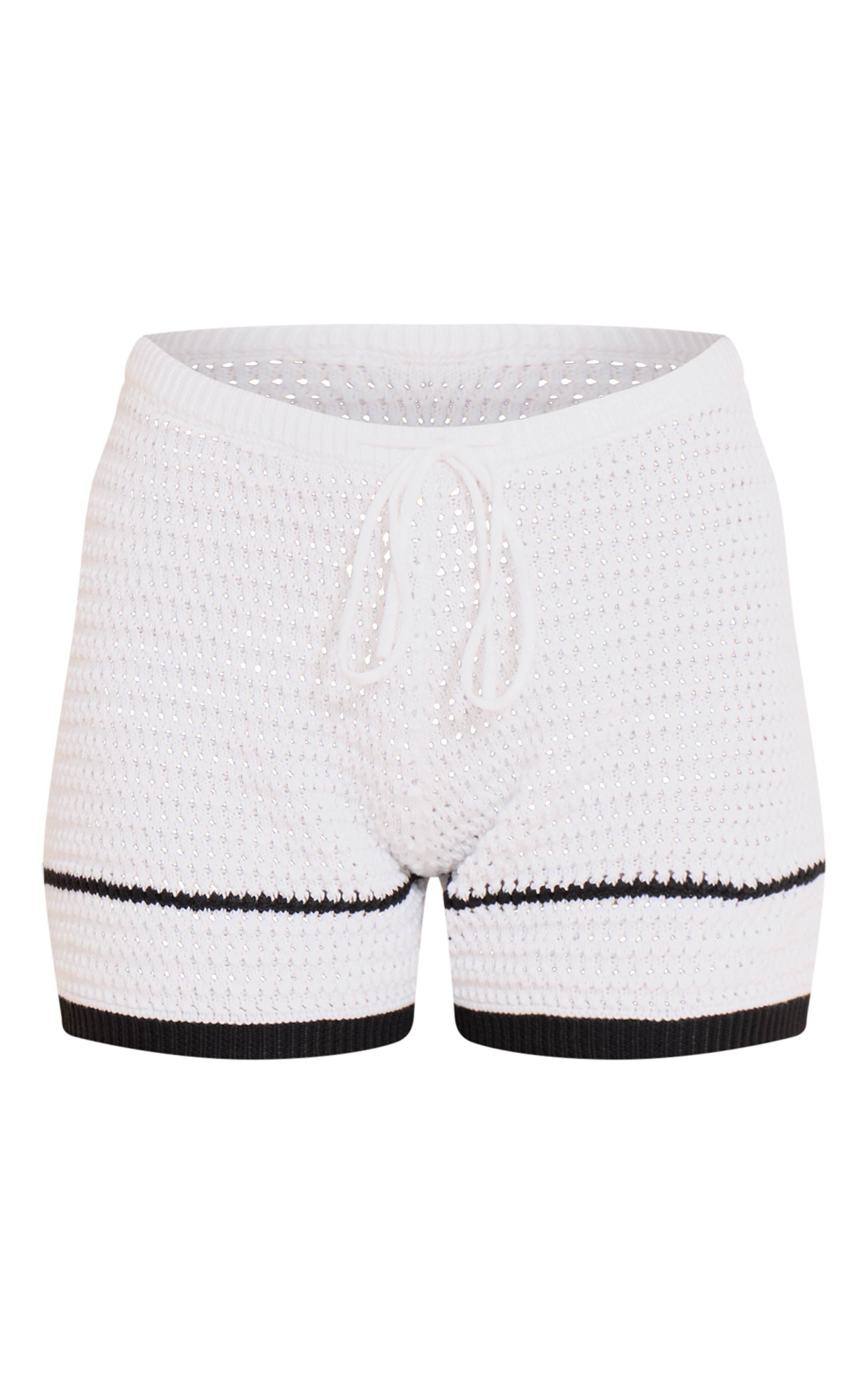 Blanc Short Petite En Crochet Tricoté Avec Cordon De Serrage