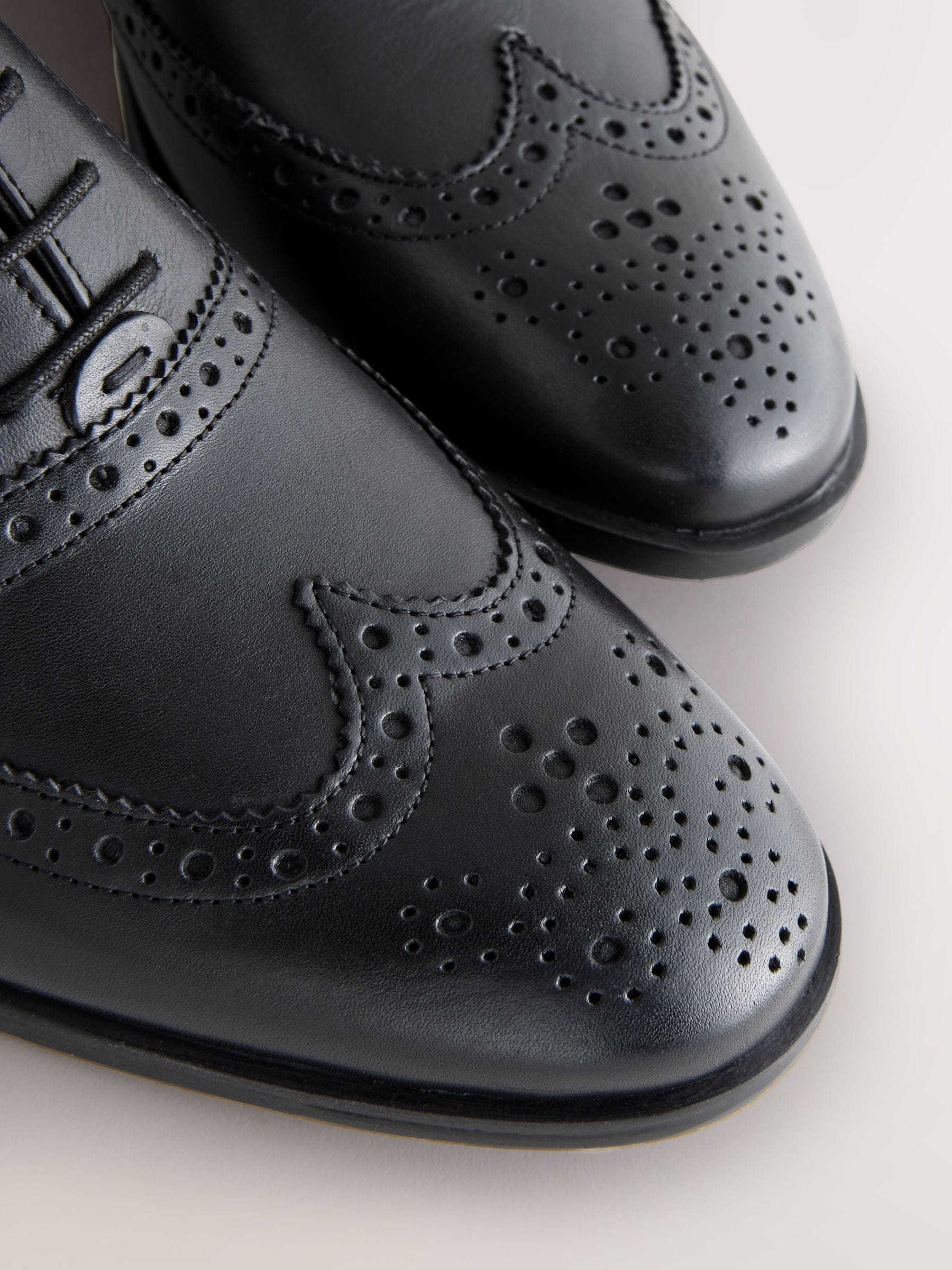 Zwart - Standaard pasvorm - Leren Oxford brogues