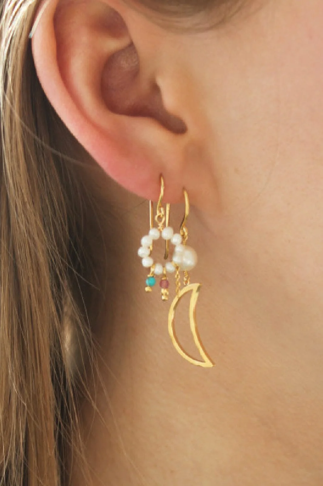 Stine A Bella Moon Earring With Pearl Goldenen