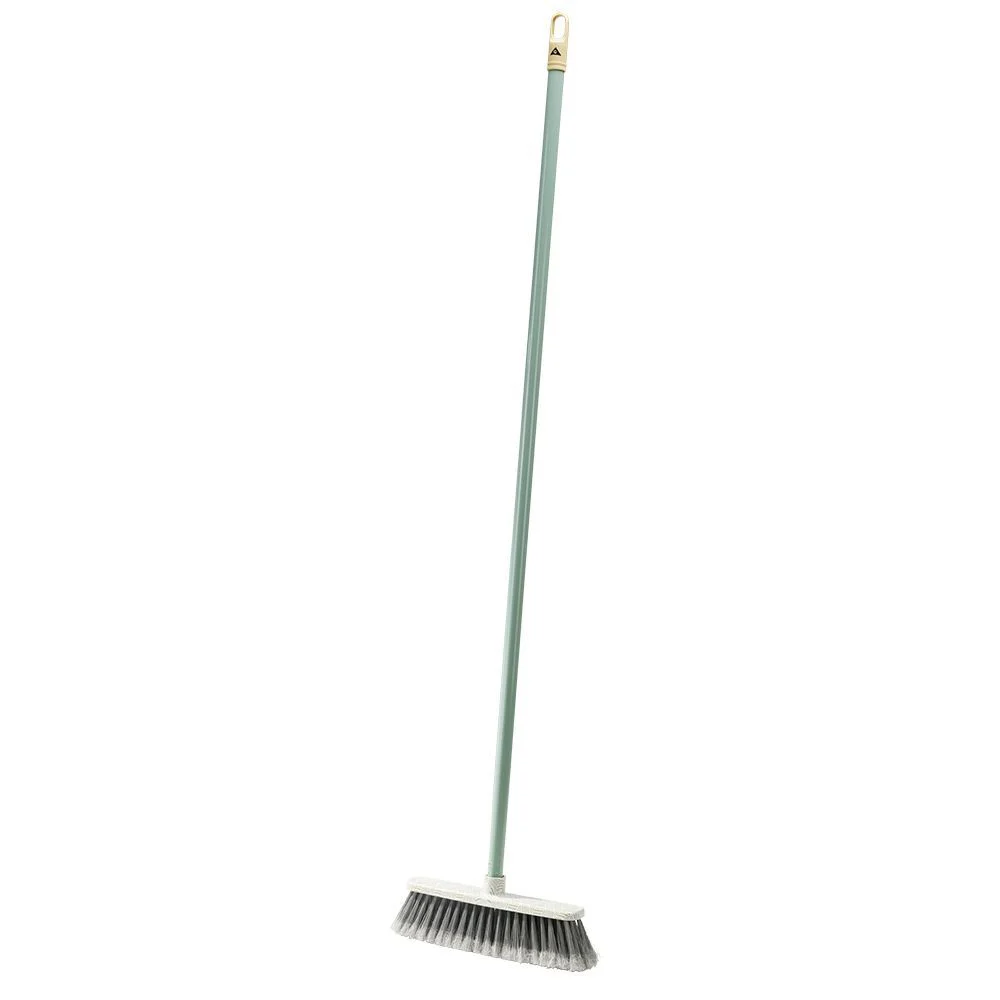 Balai avec manche décoré H122,5cm