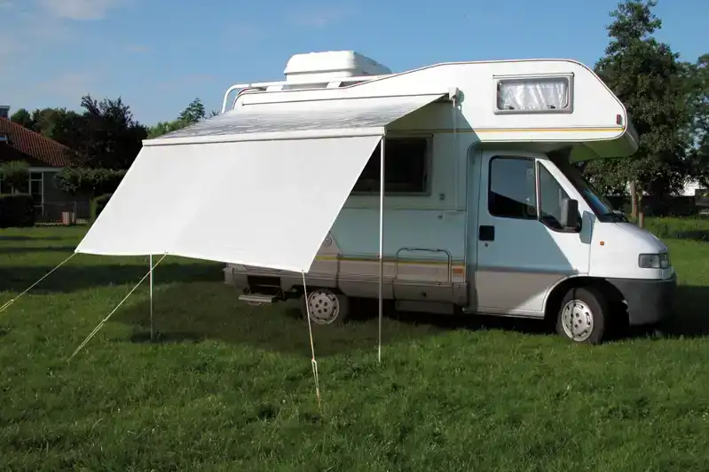 SUN BLOCKER 300CM  (0400)