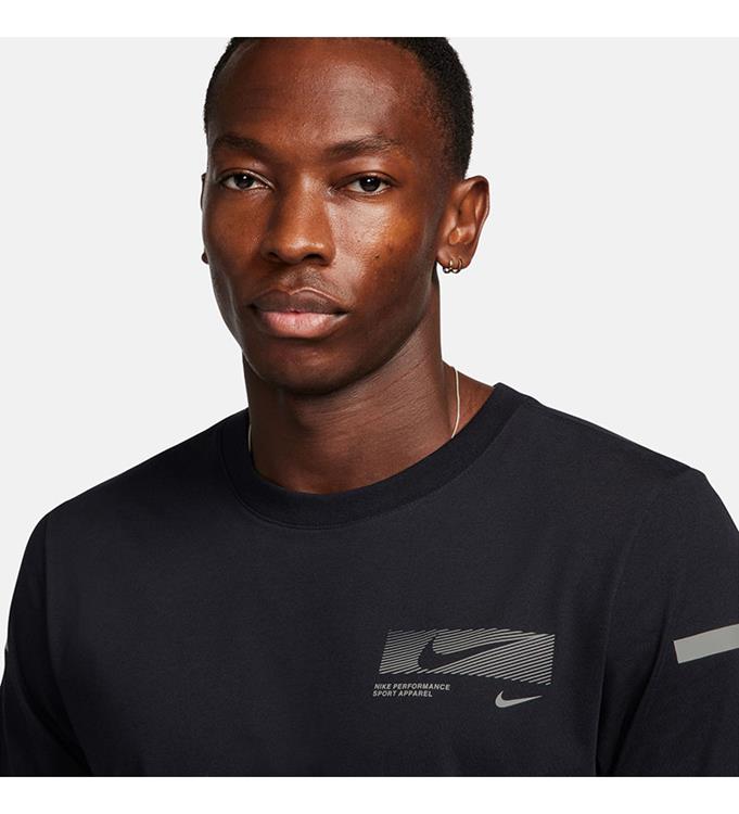 Nike Men Dri-FIT Fitness T-Shirt