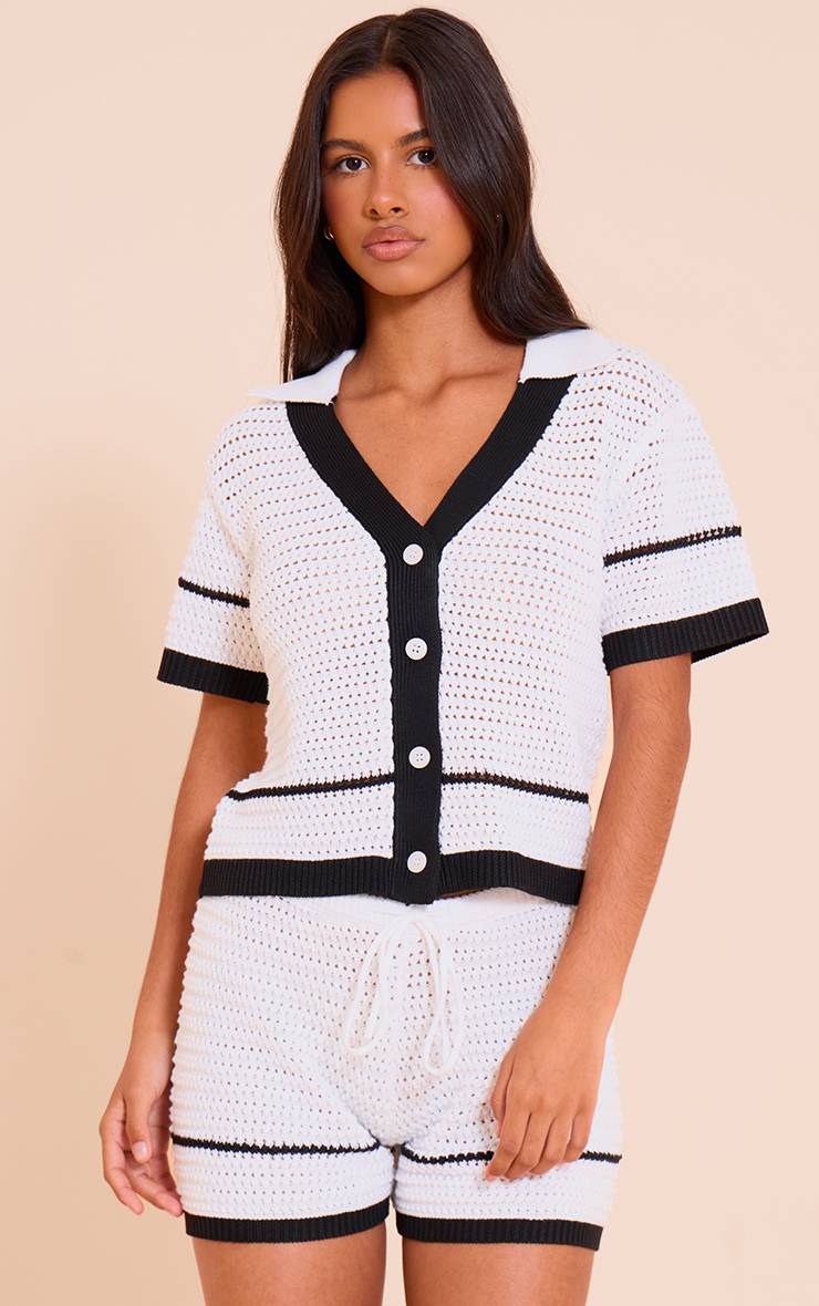 Blanc Short Petite En Crochet Tricoté Avec Cordon De Serrage