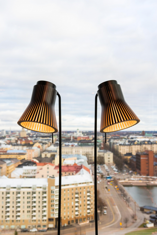 Secto Design Petite 4610 vloerlamp wit/naturel berk