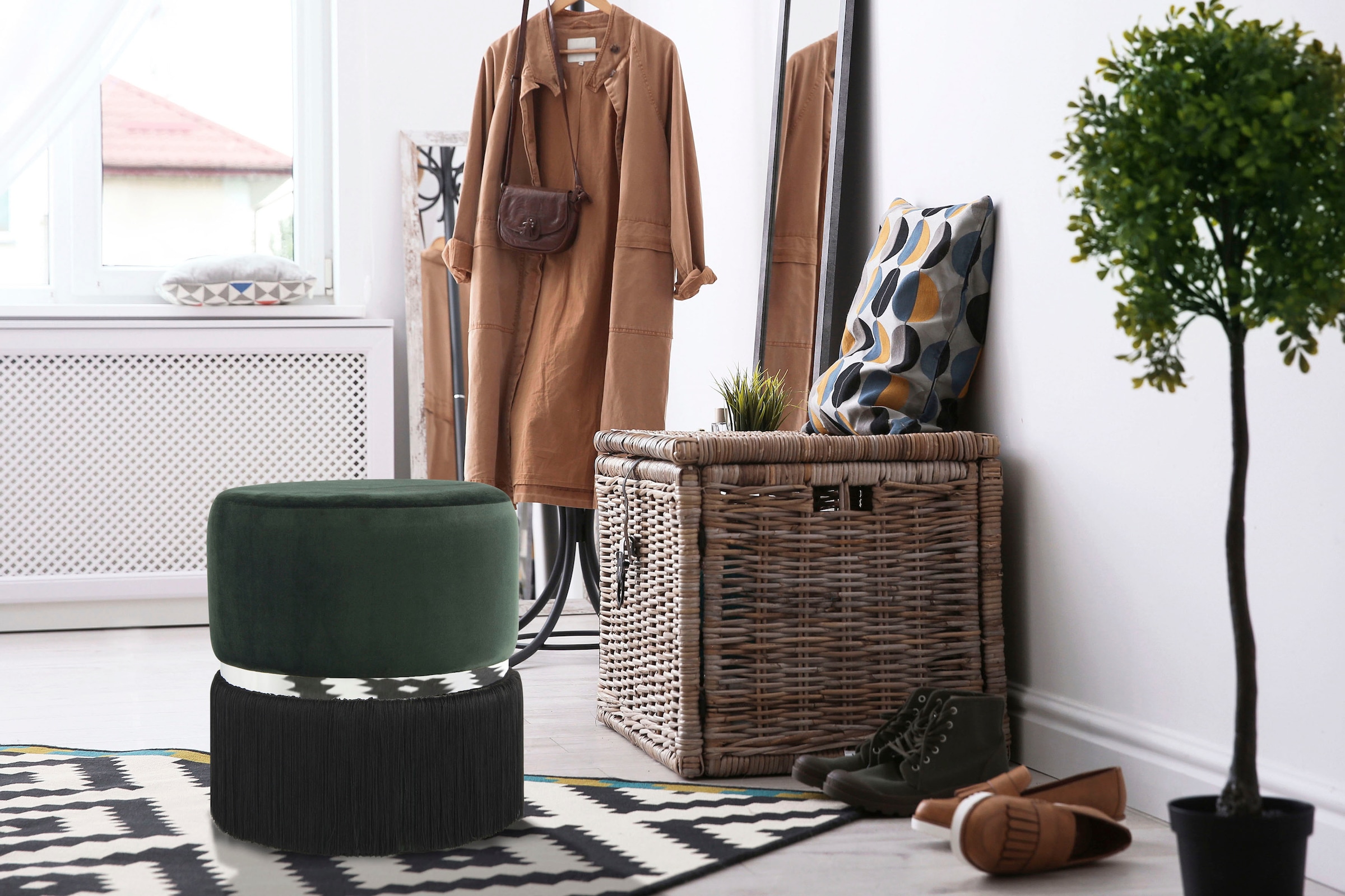 Kayoom Sitzhocker »Hocker Rebecca 825, Sitzpouf in runder Form,mit samtigem Bezug« 1 Stk. tlg. pflegeleicht, modern, vielseitig verwendbar, Sitzfläche gepolstert