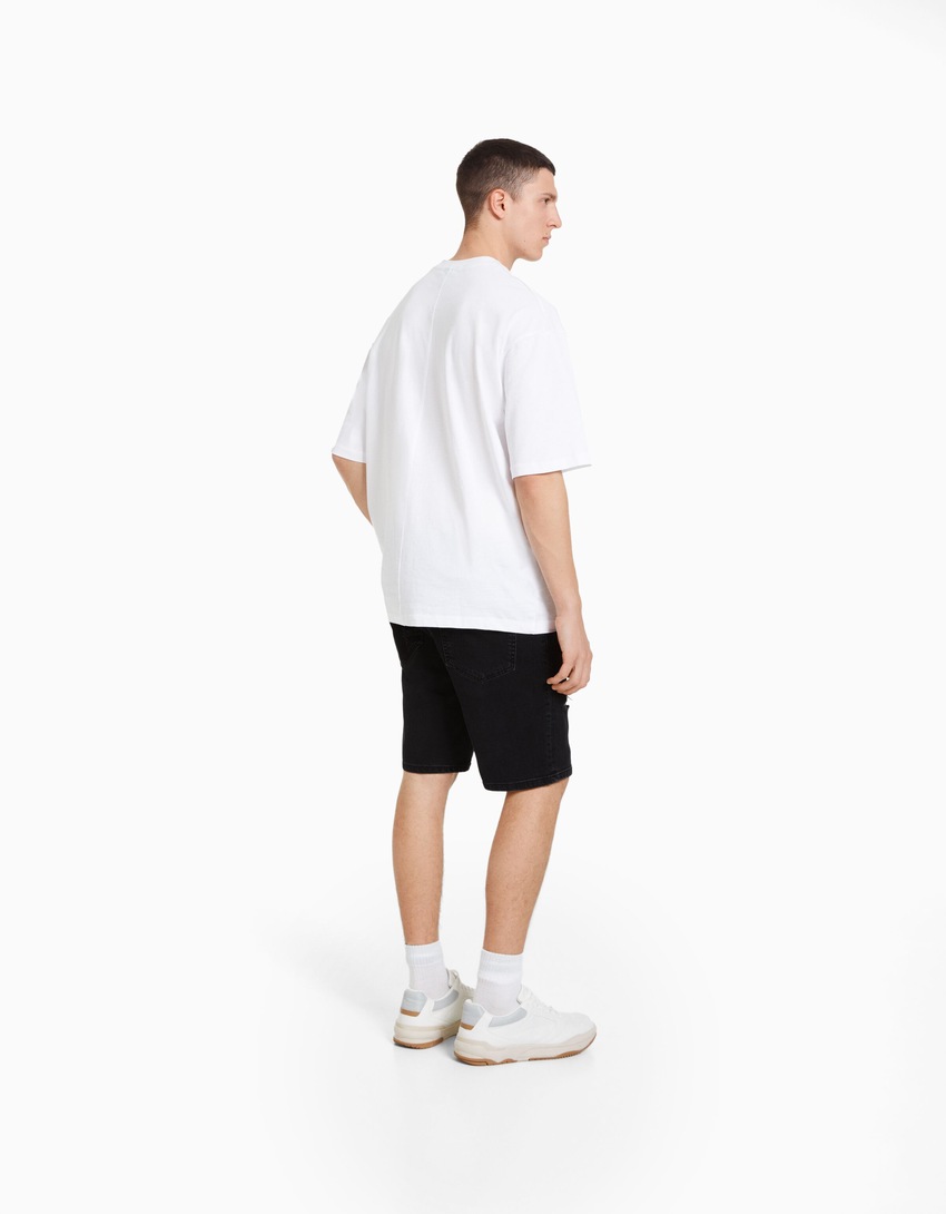 Bermuda jeans rasgada