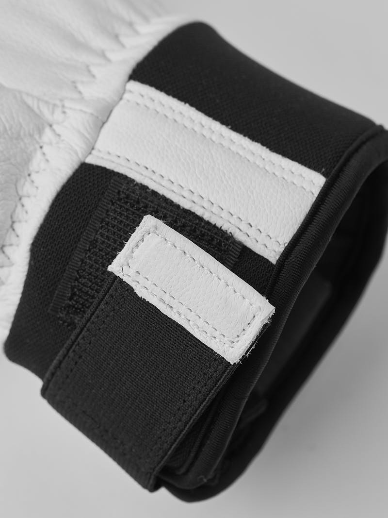 Omni Gloves White