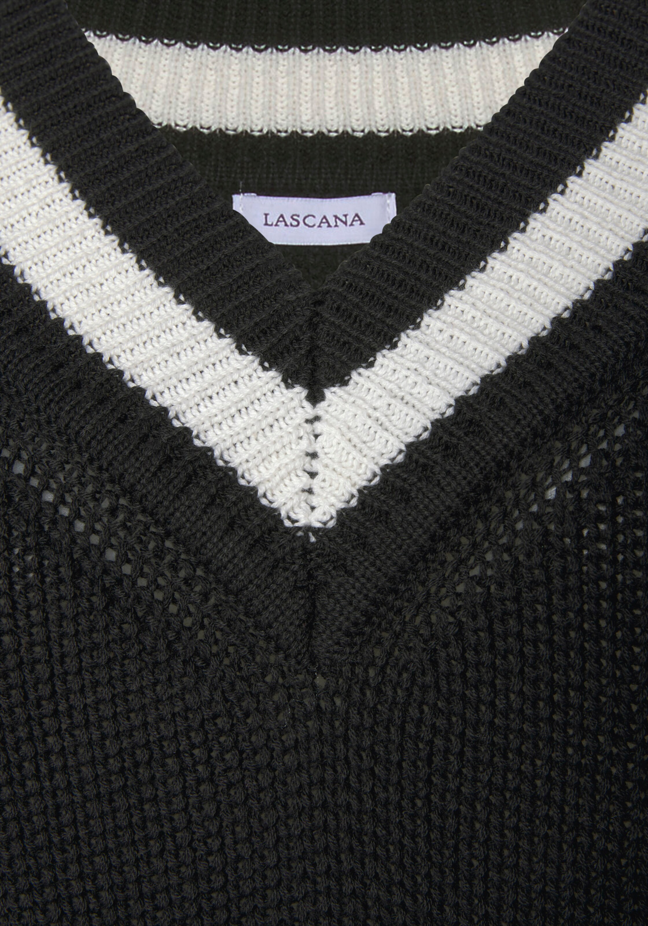 LASCANA V-Ausschnitt-Pullover in schwarz