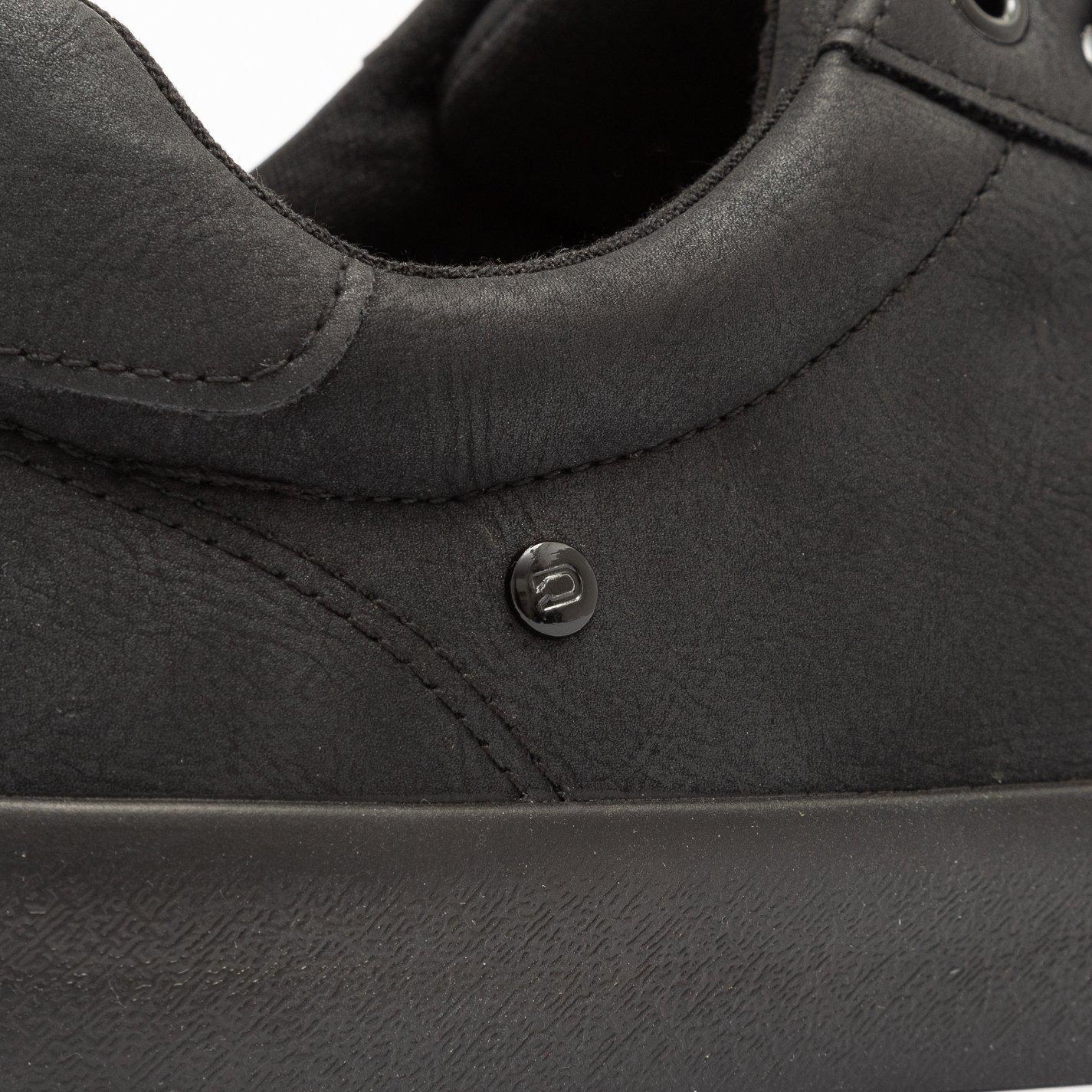 Nicholas Deakins Jack Low Trainers