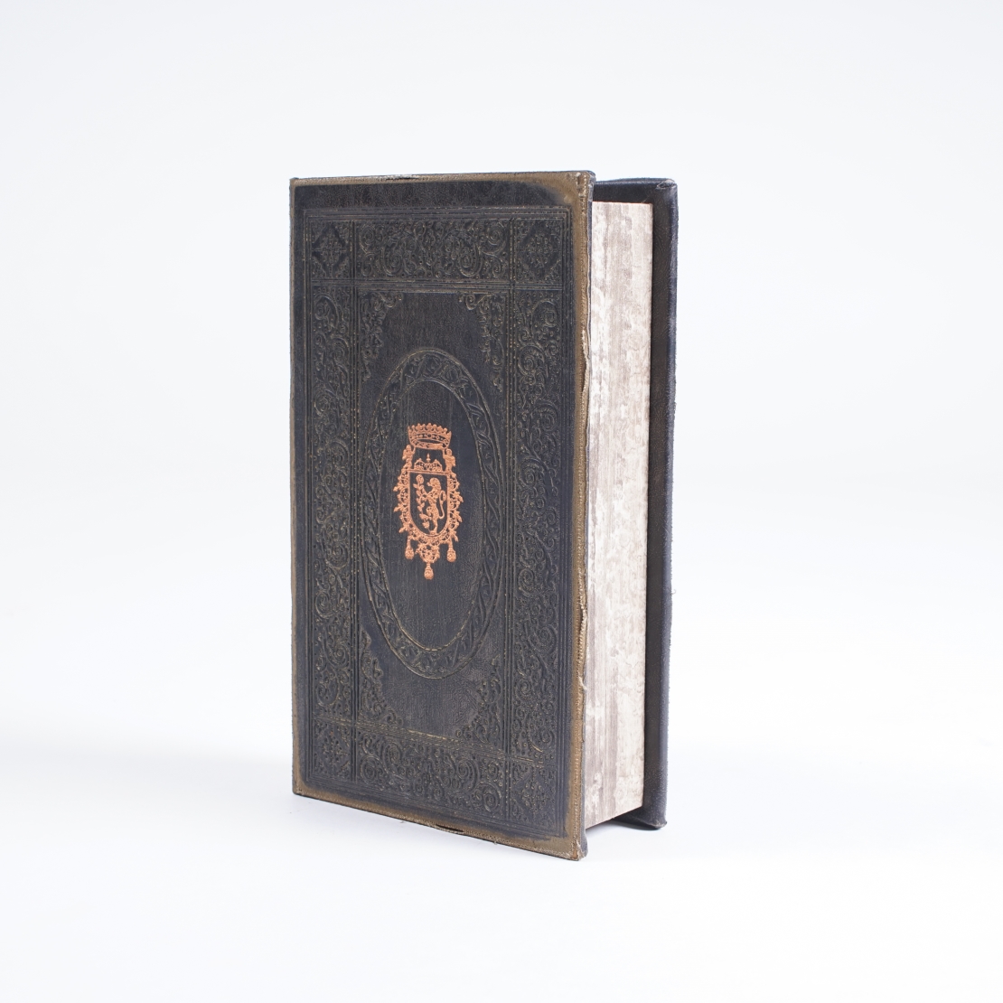 Buchhülle 'Wappen', T 5 cm, B 13 cm, H 21 cm von fischer's lagerhaus