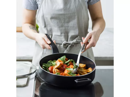 Sauteuse avec couvercle Essence 24 cm