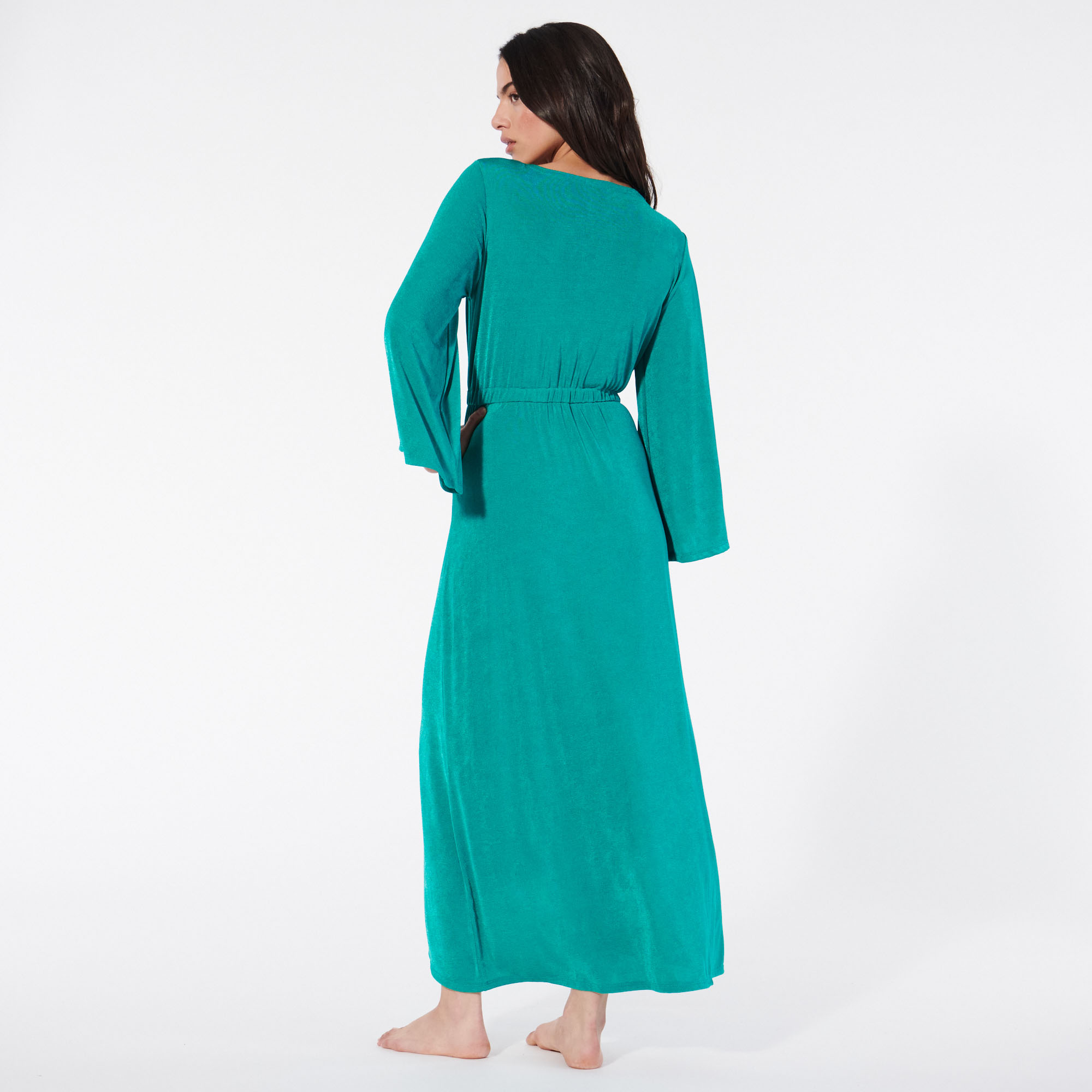 Robe longue en satin