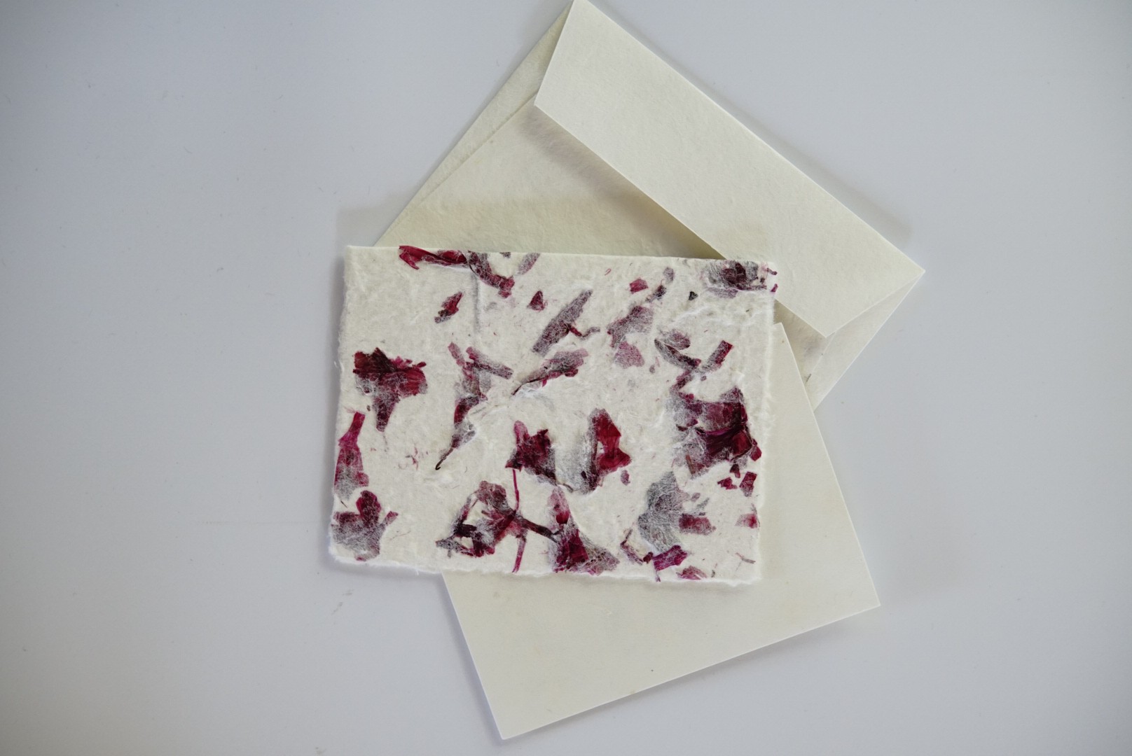 Grußkarte weiß/pink, Büttenpapier, B 12,5 cm, H 17 cm günstig bestellen