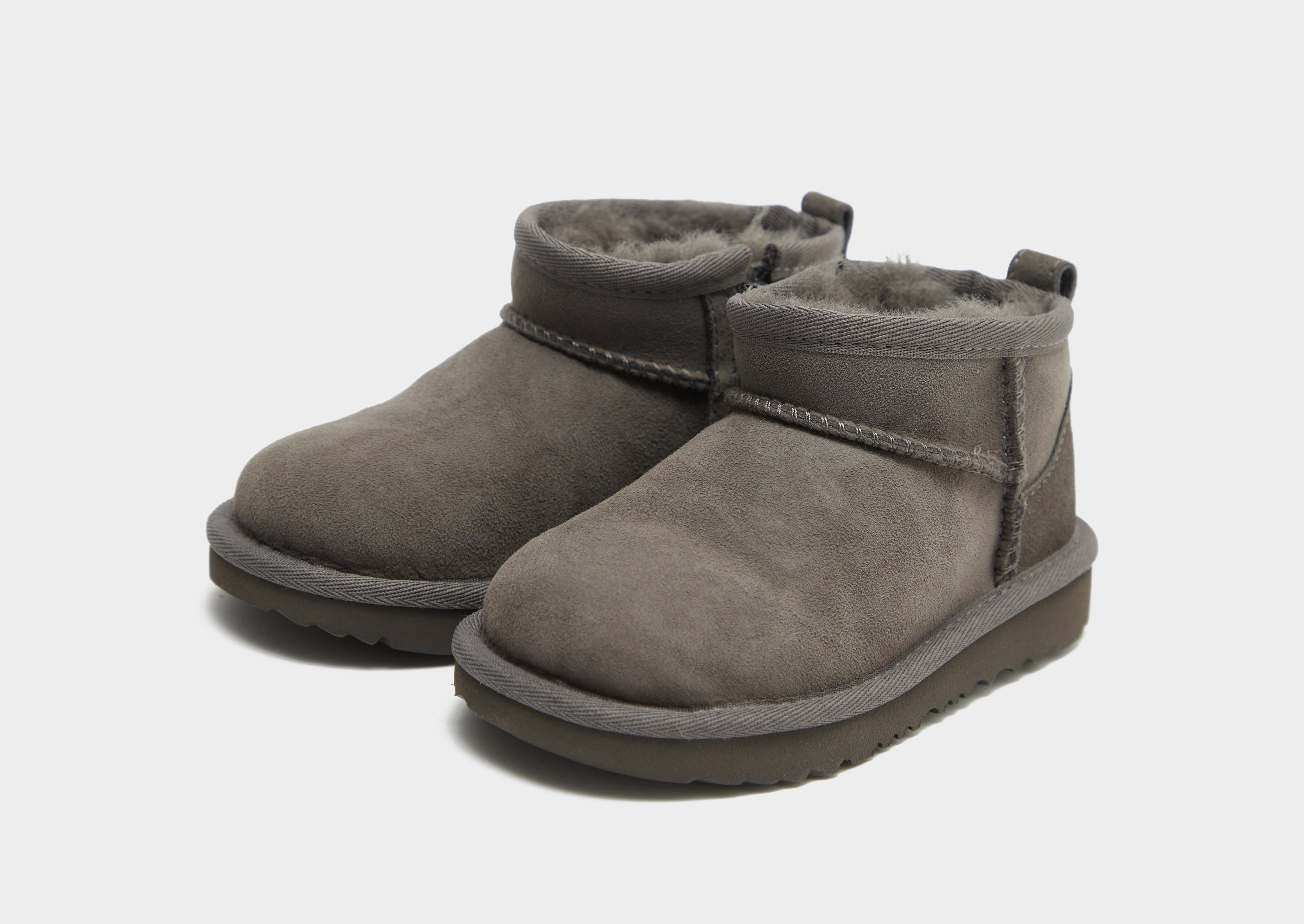 UGG Classic Ultra Mini Boots Bébé