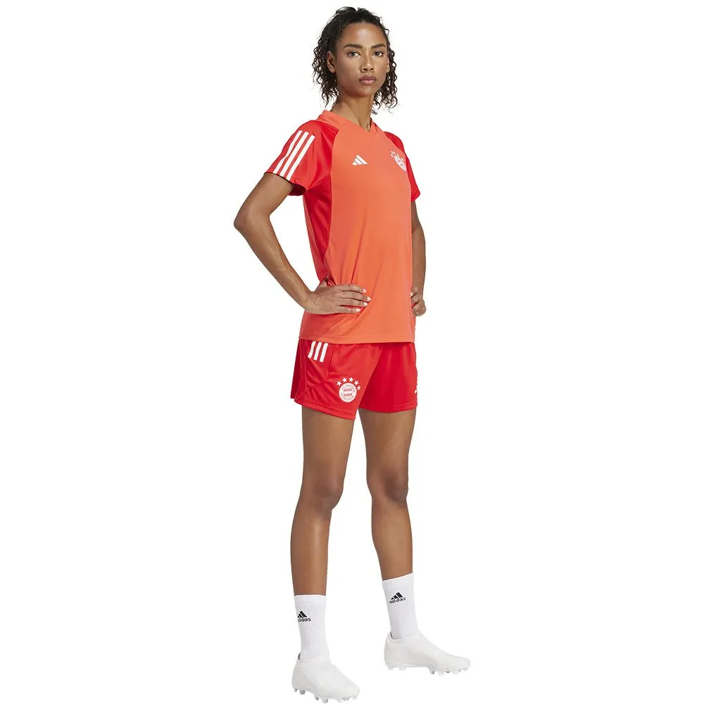 adidas FC Bayern Munich 23/24 Training Damen T-Shirt mit kurzen Ärmeln