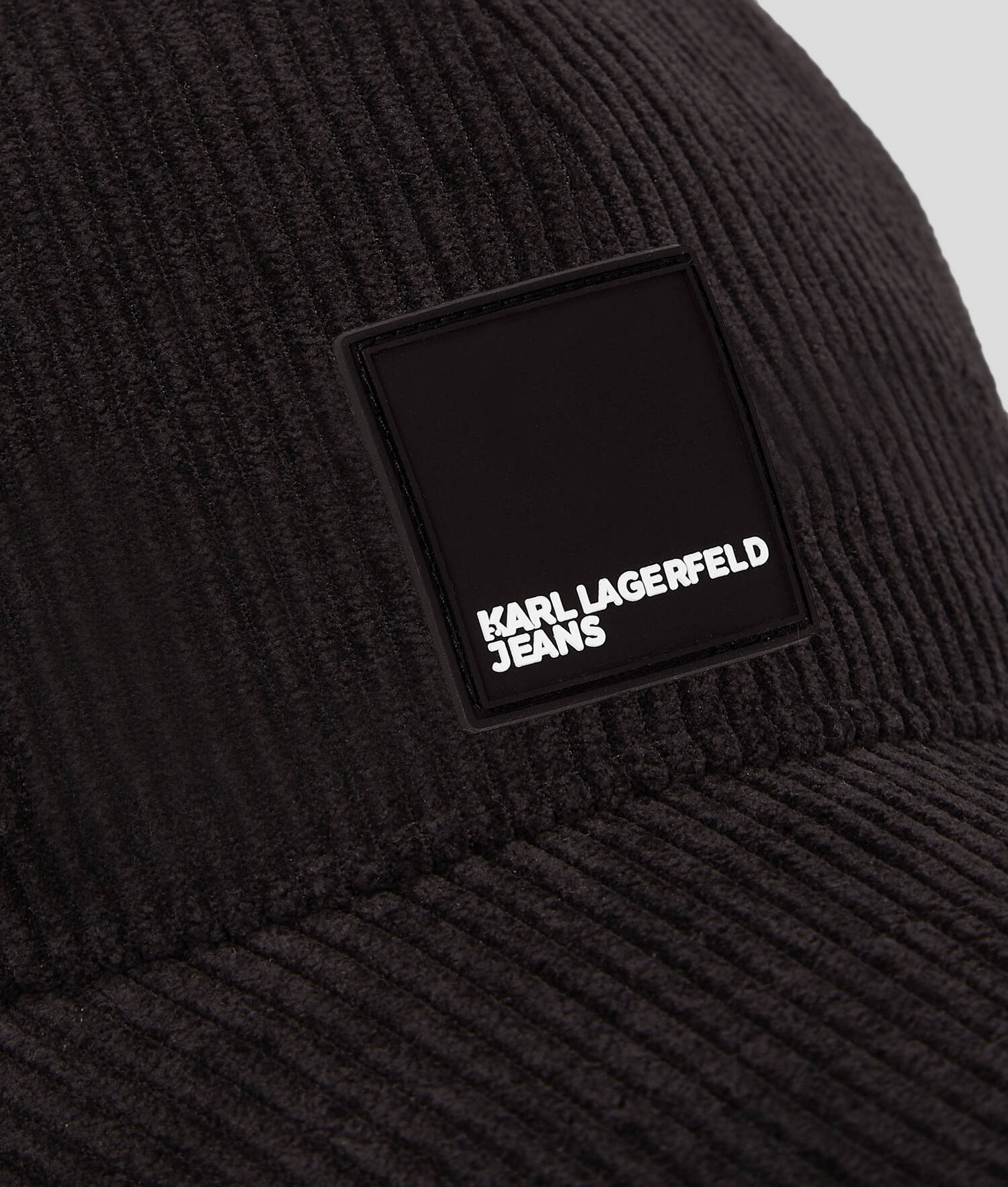 CASQUETTE EN VELOURS CÔTELÉ AVEC LOGO KLJ ENCADRÉ