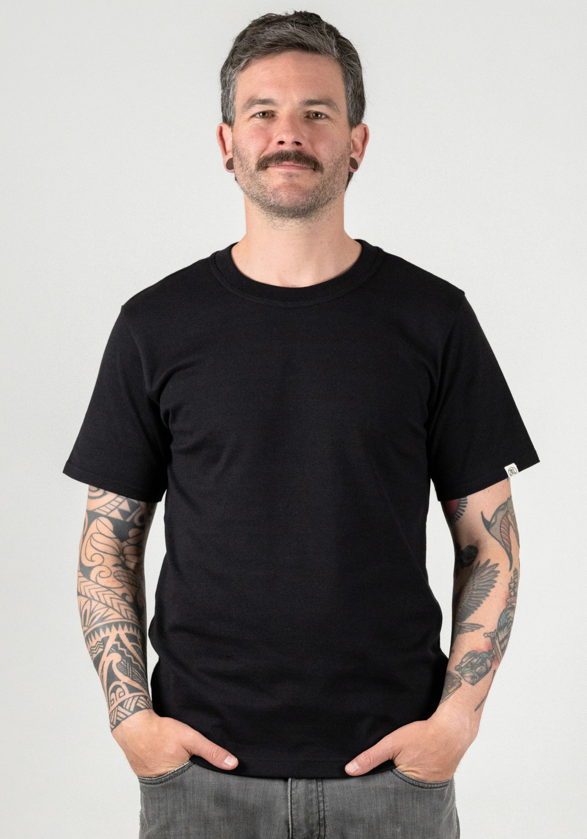 WE ARE ZRCL Herren-T-Shirt Basic Swiss Edition Black