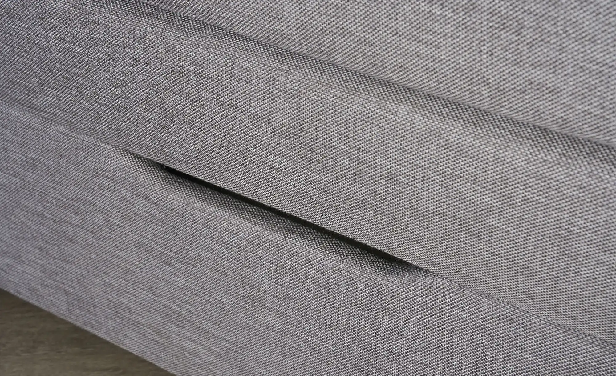 Boxspringbett mit praktischem Bettkasten Baron