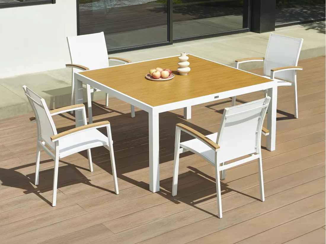 Table à manger de jardin carrée en aluminium L.140 cm - Naturel clair et blanc - MACILA de MYLIA