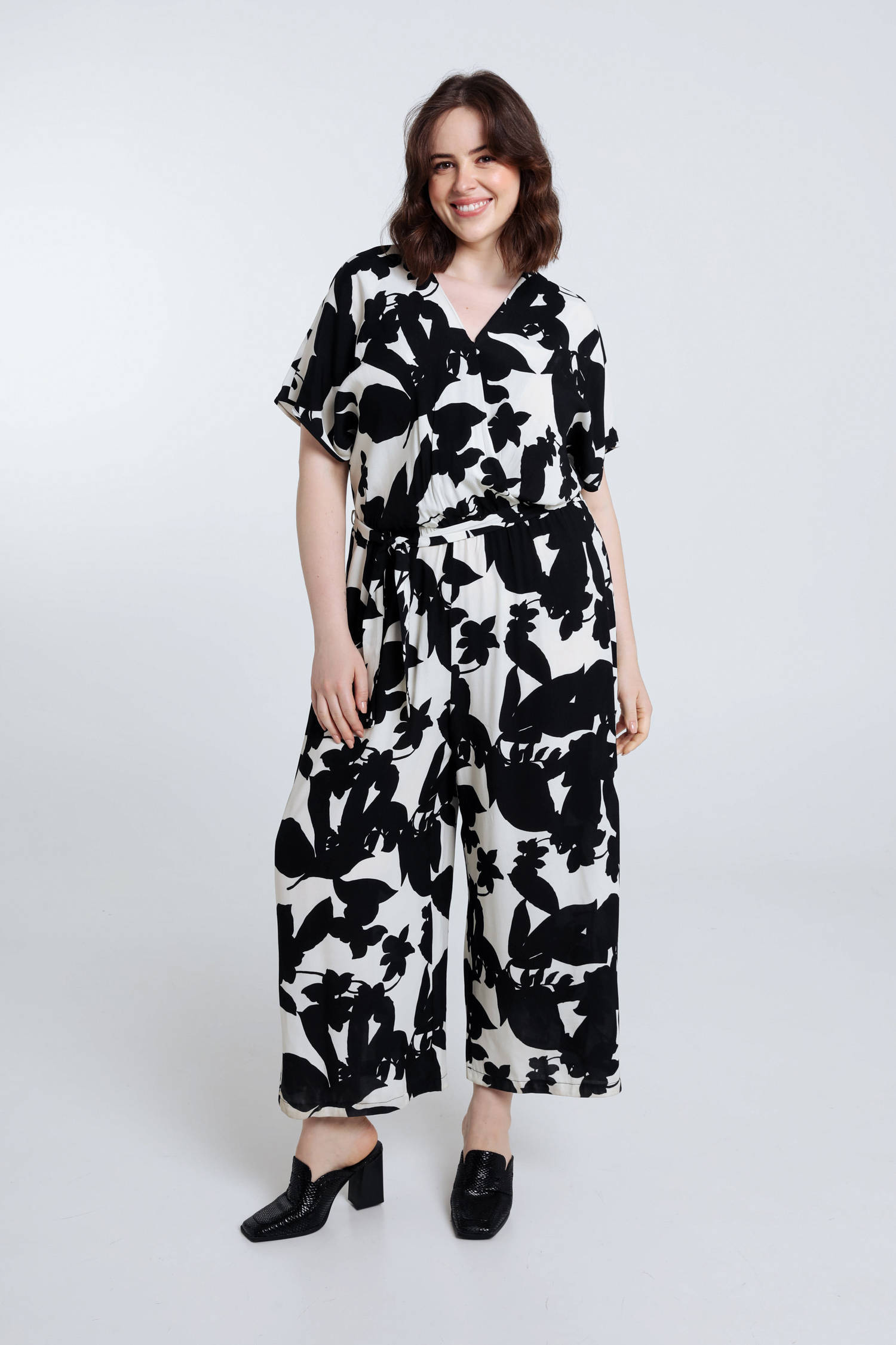 Paprika jumpsuit met bladprint zwart/wit