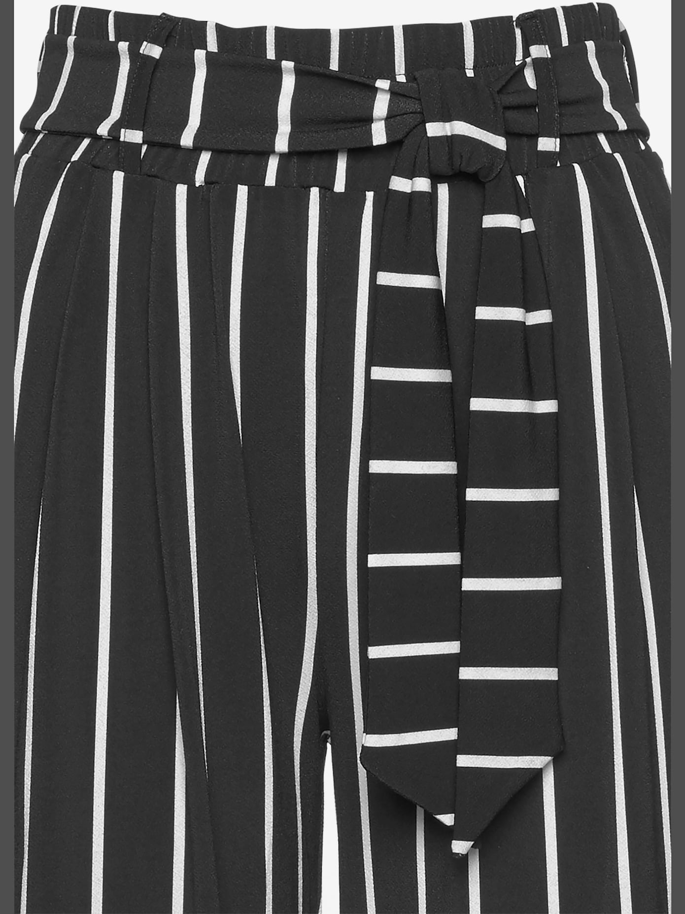 Jupe-culotte légère rayée ou noire