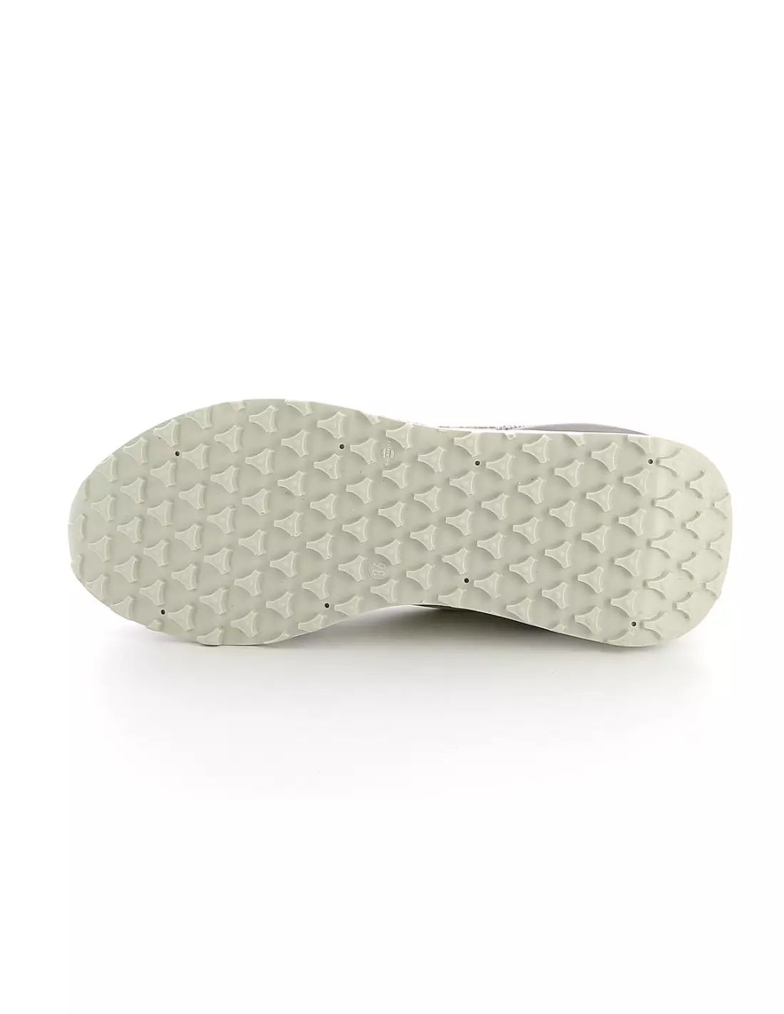 REQINS RANIA - Baskets MetAcier