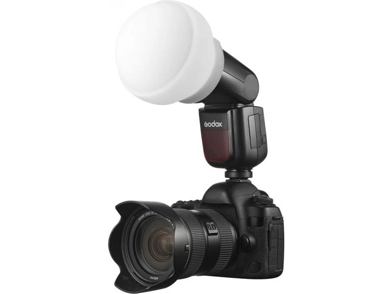 Godox AK-R22 Streukuppel Dieser kompakte, faltbare Softbox-Diffusor wurde für die Verwendung mit kompakten Rundkopfblitzen wie dem AD100Pro, AD200Pro mit dem H200R-Kopf und den V1-Kamerablitzen entwickelt