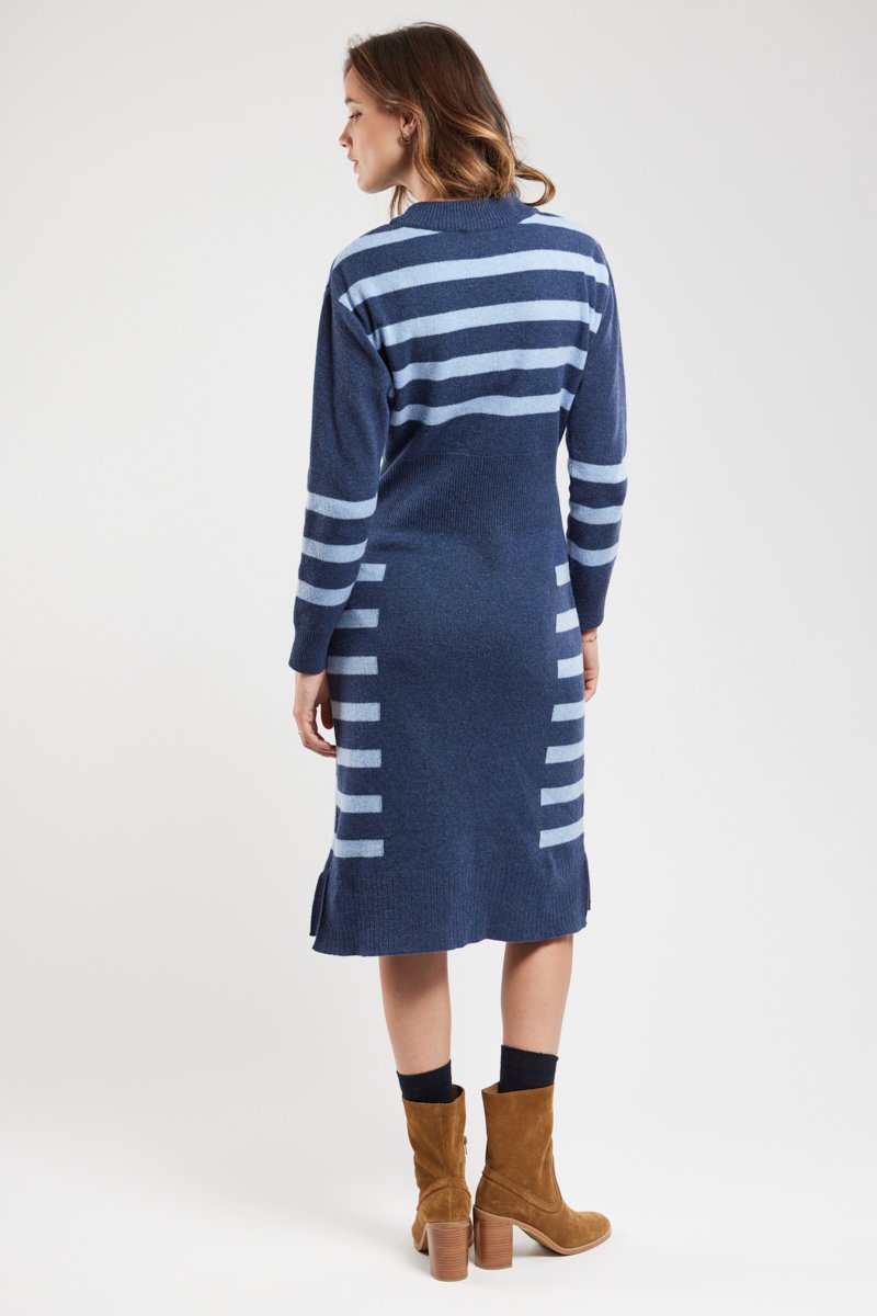 La robe pull Amor-lux X Nolwenn Faligot