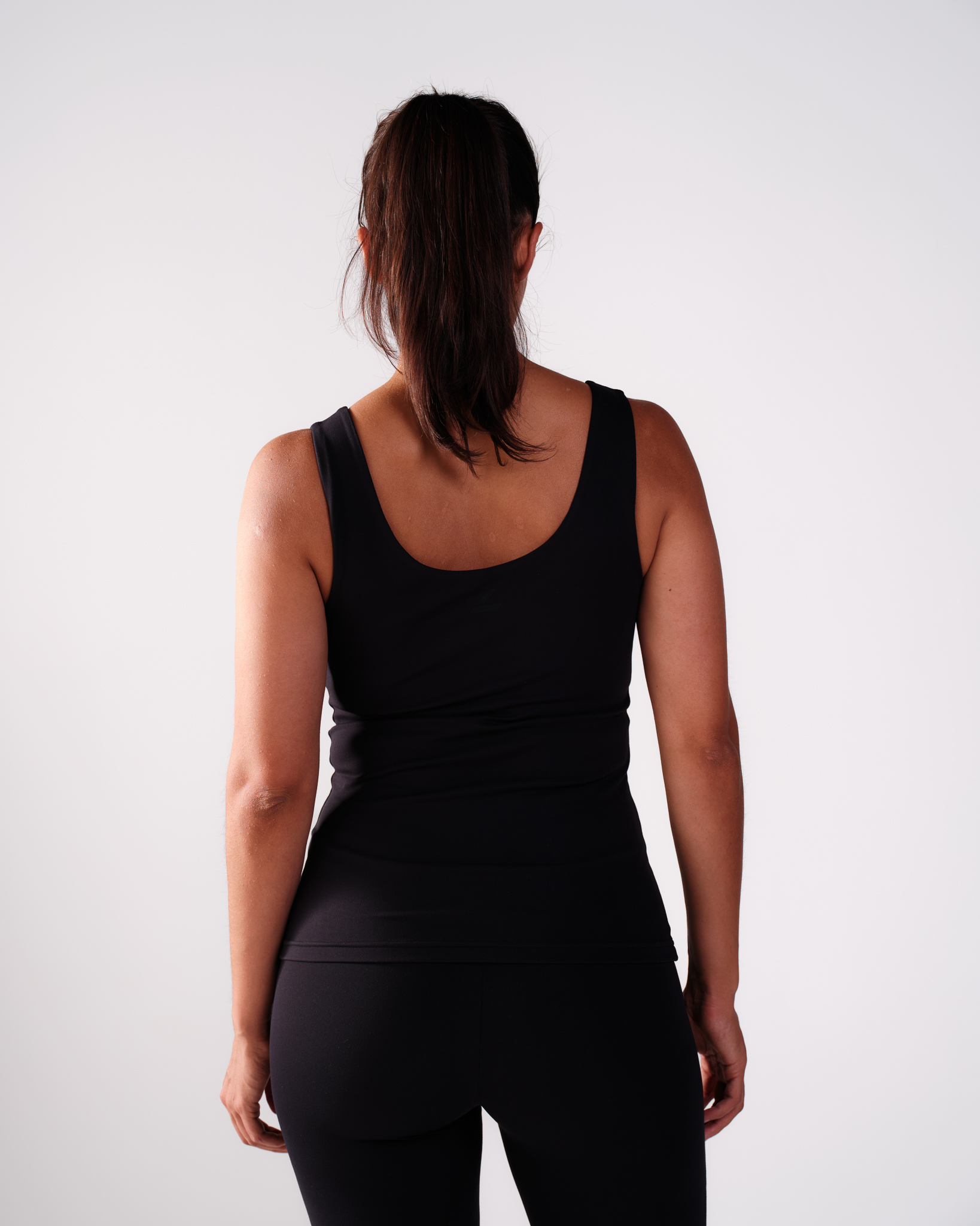 LEVITY Second-Skin Tank Top Black