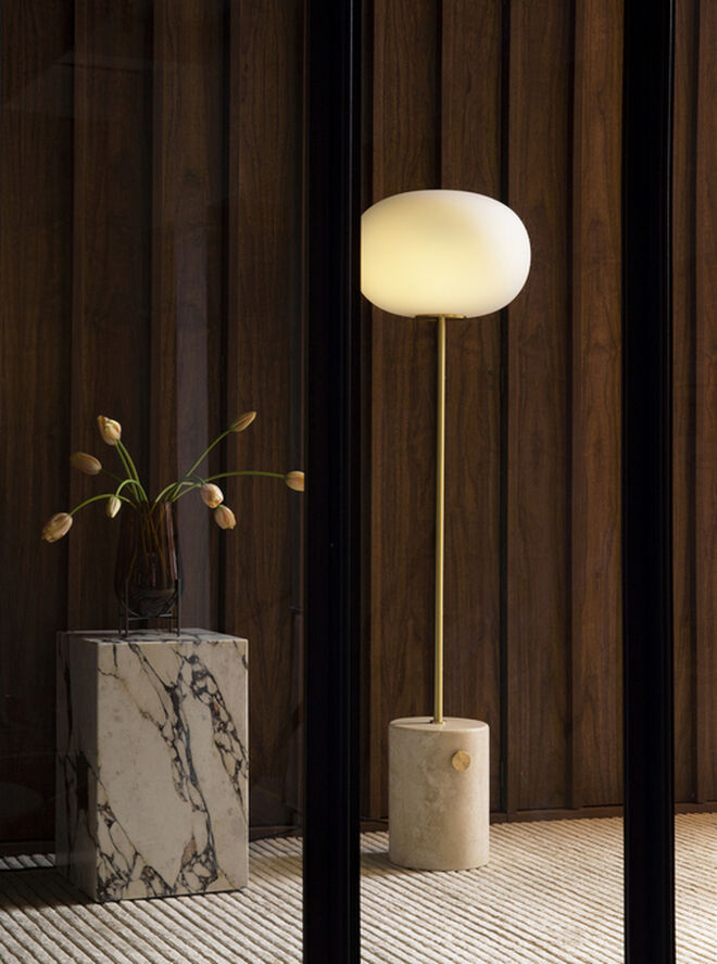 Audo Copenhagen Plinth Tall, Calacatta Viola Beige
