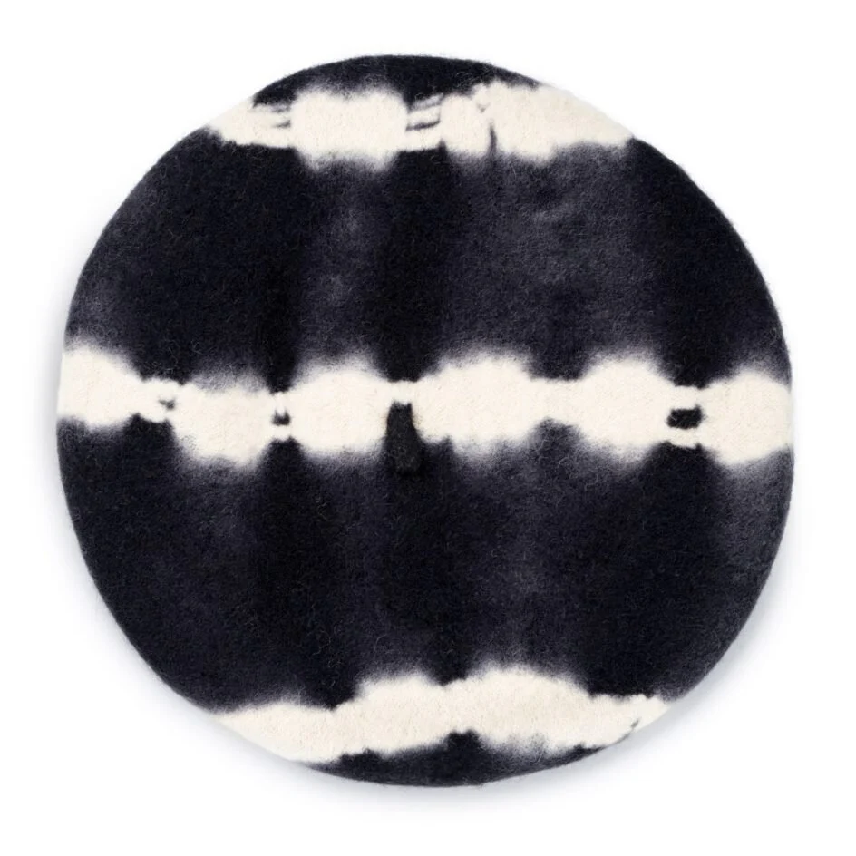 Sui Ava  Flora Tie Dye baret - Jet Black