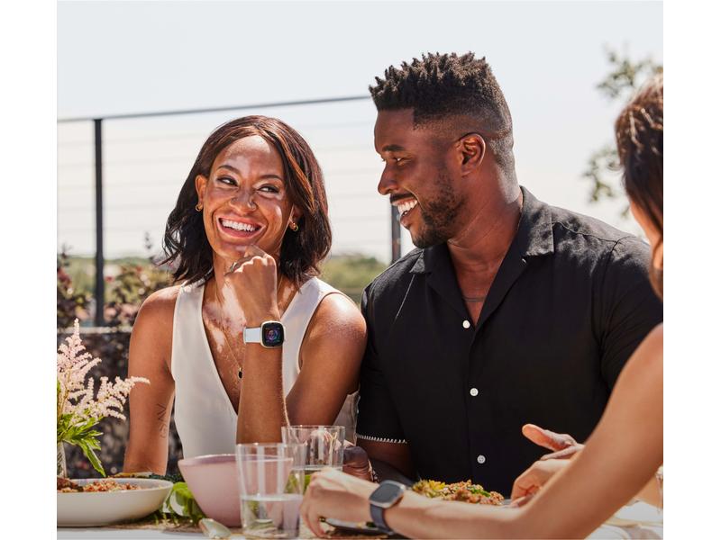 Fitbit Sense 2 Smartwatch Hellblau/Gold GPS-Sportuhr