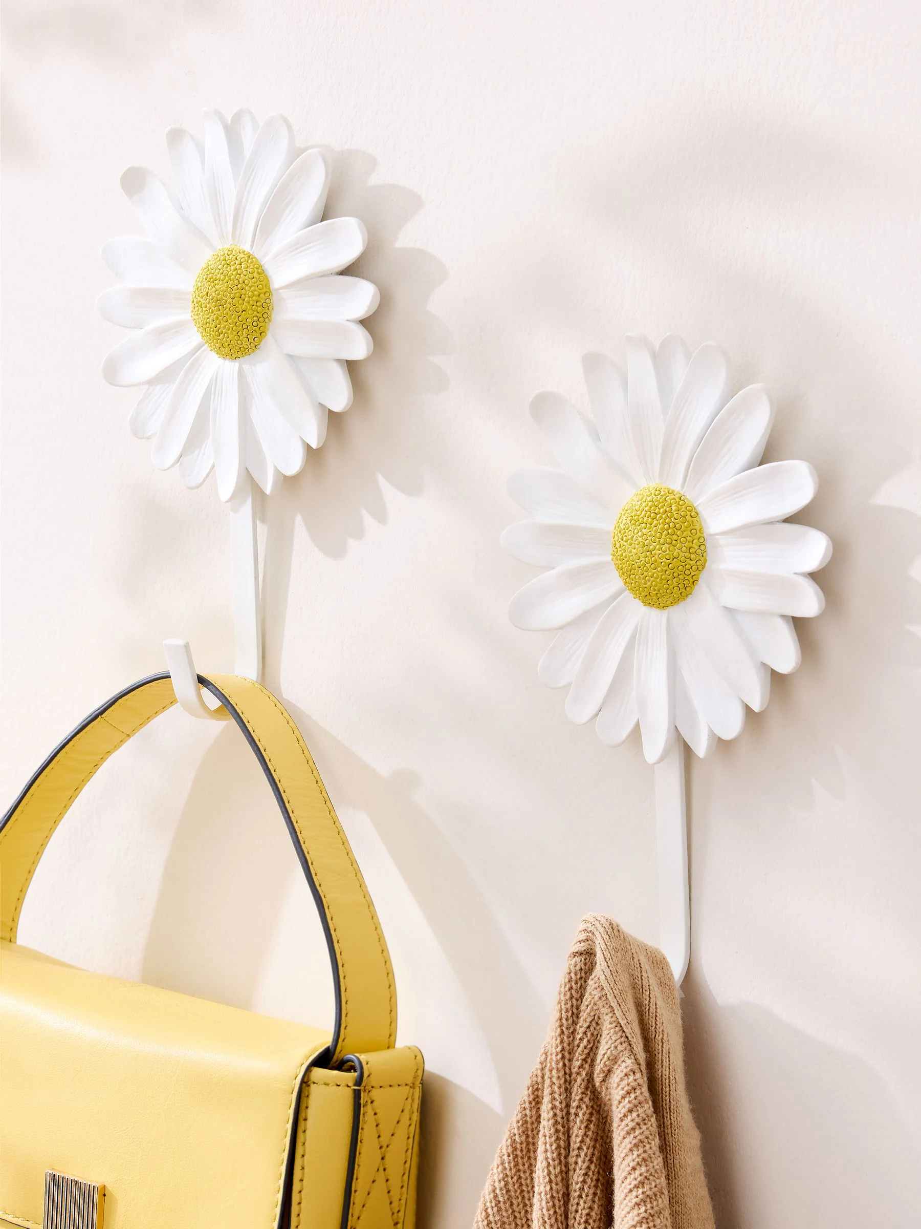 Set van 2 bloemhaakjes met madeliefjes