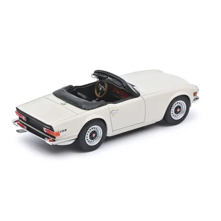 Schuco 450915100 - Triumph TR6 weiß 1:43