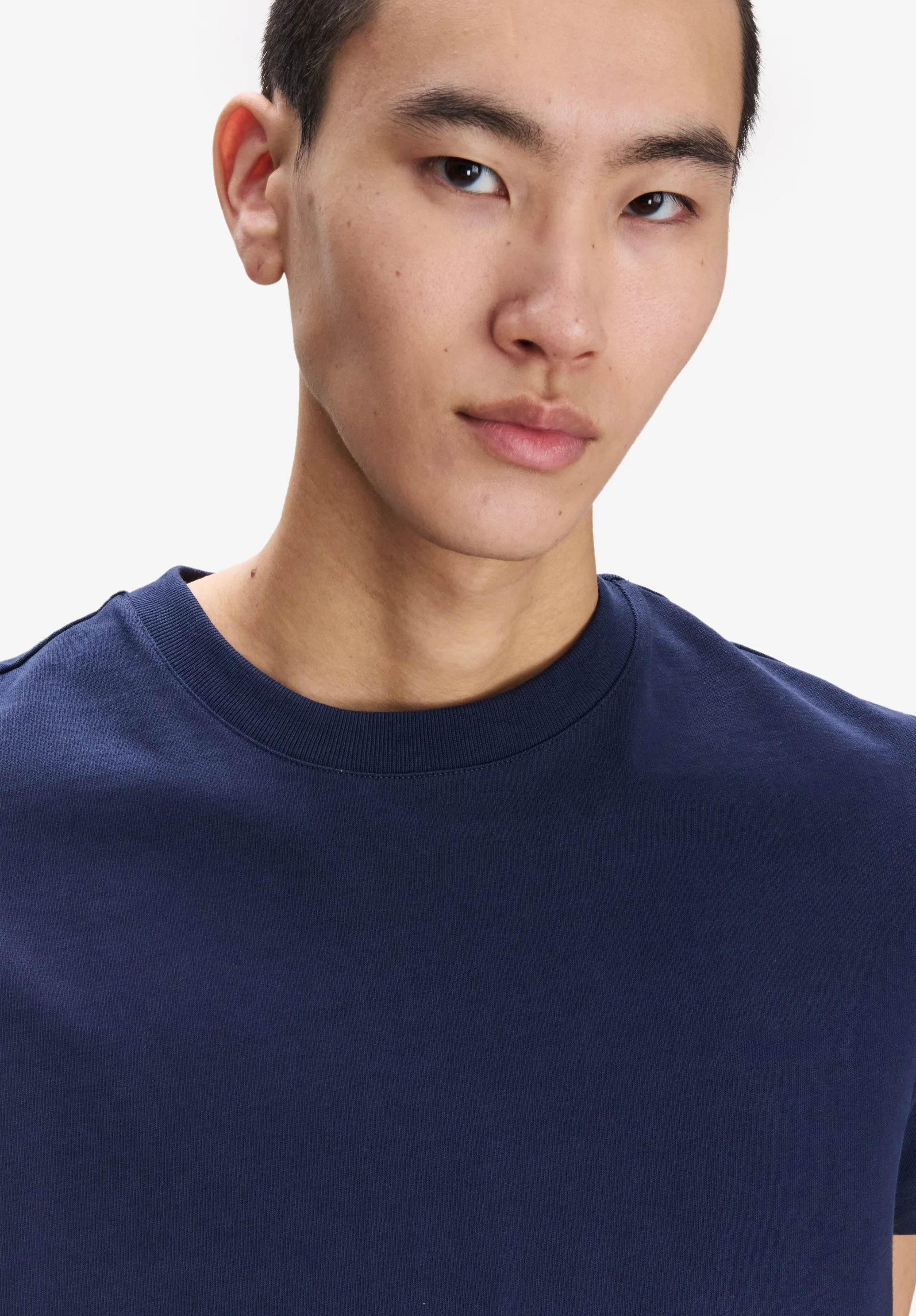 T-shirt bleu foncé en coton bio - Bleu fonce