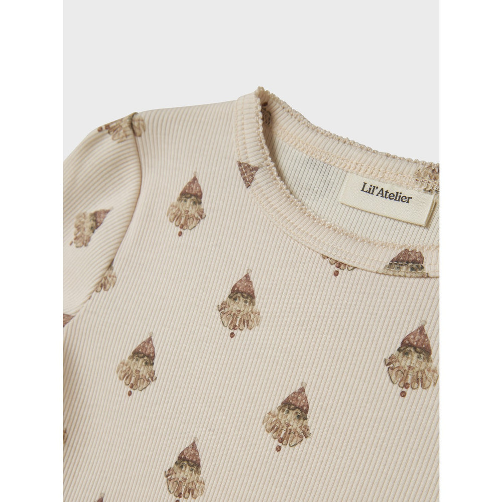 Køb Lil'Atelier Pastel Parchment Nmflavo Eva Ls Slim Top Lil